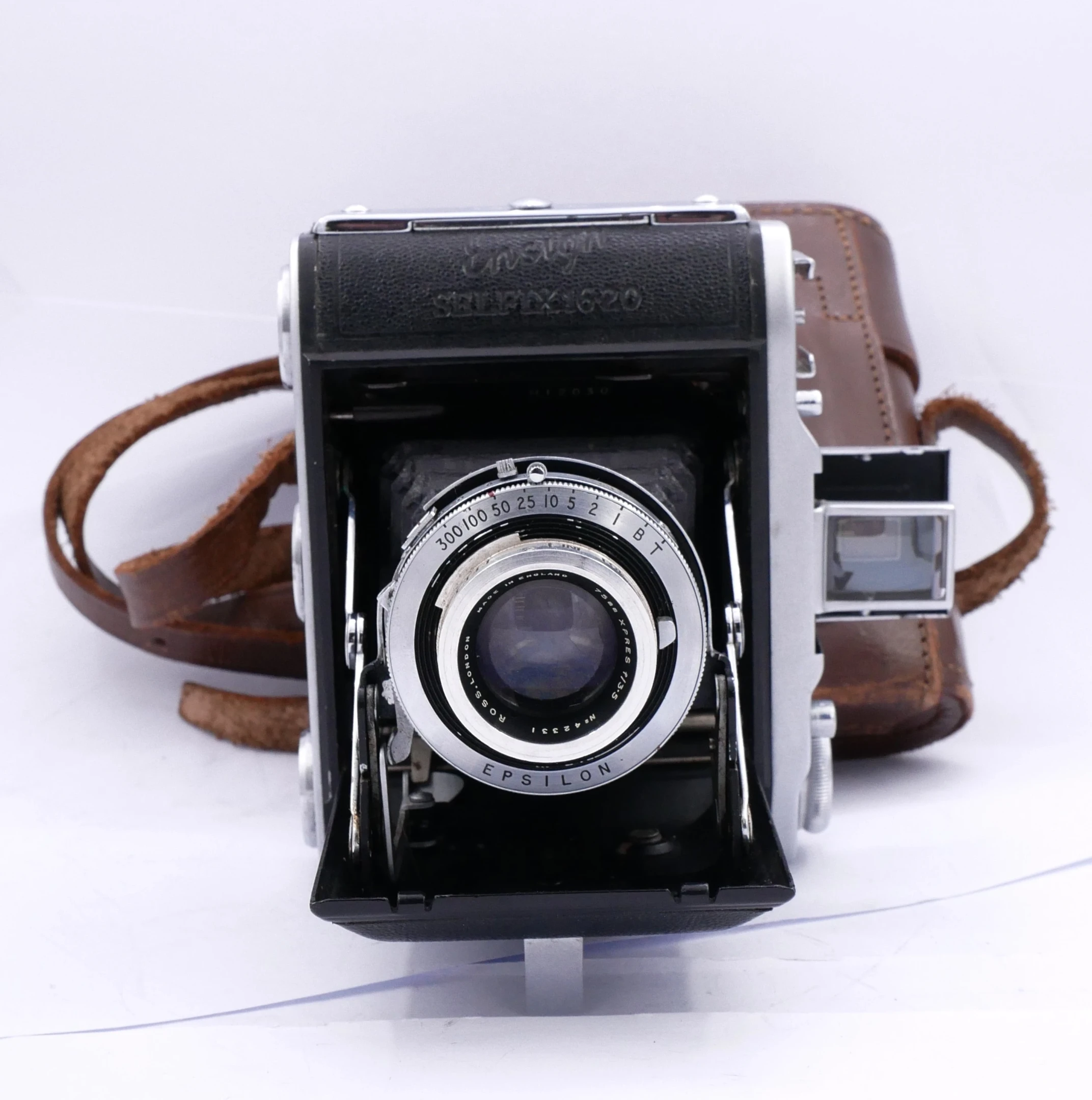 Ensign Selfix 16-20 with Ross Xpress 75mm F/3.5 Lens