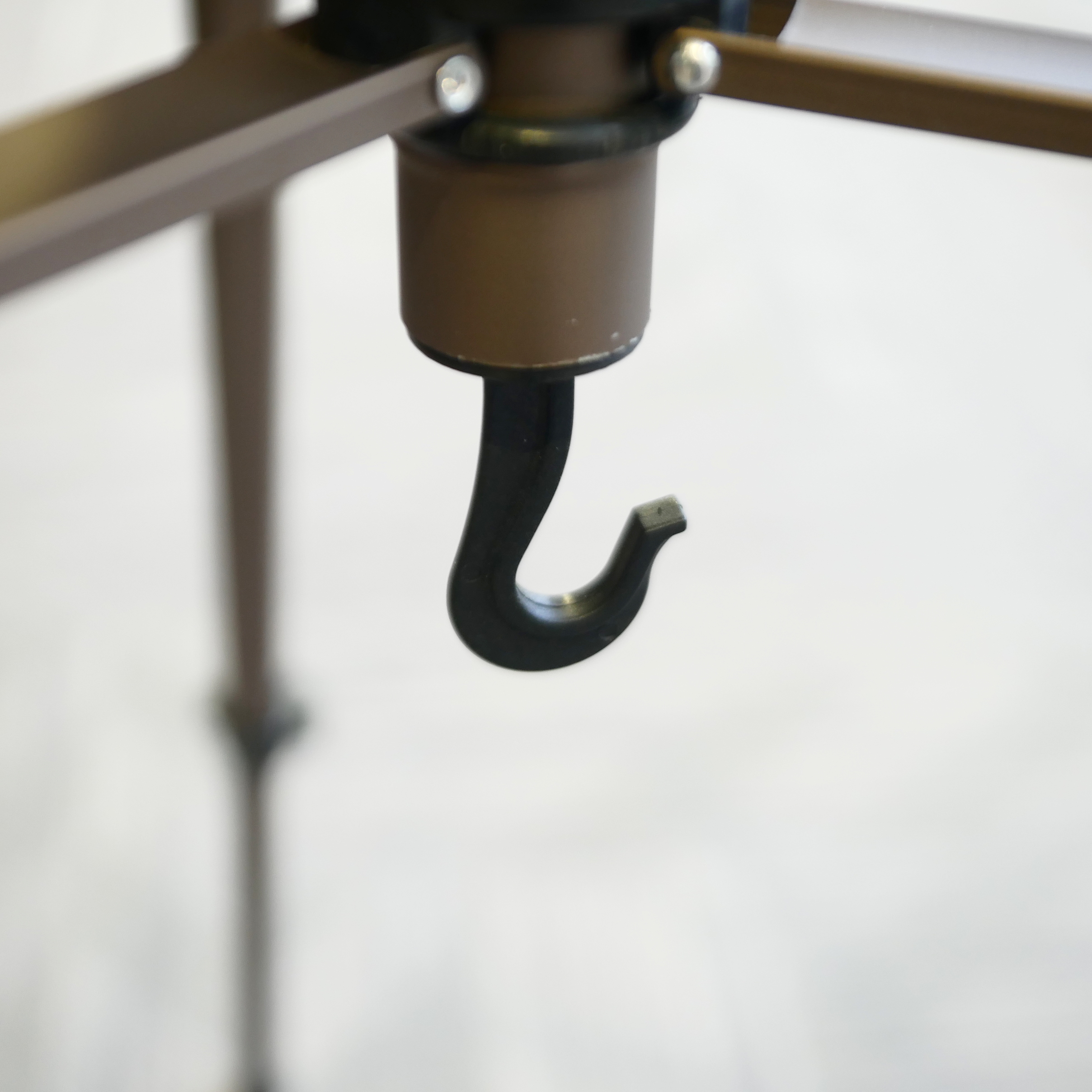S-H-6DUEXP_3.jpg - VF-WT3570 Tripod - Image 3