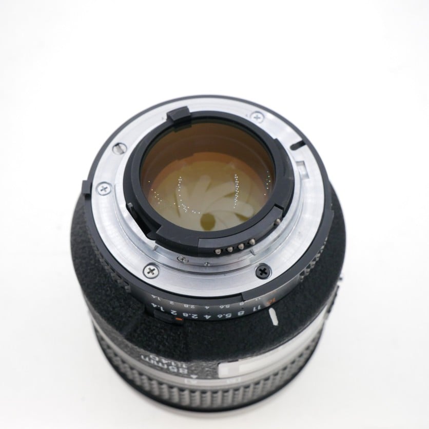 S-H-6LCRDP_3.jpg - Nikon AF 85mm F1.4D Lens  - Thumbnail 1