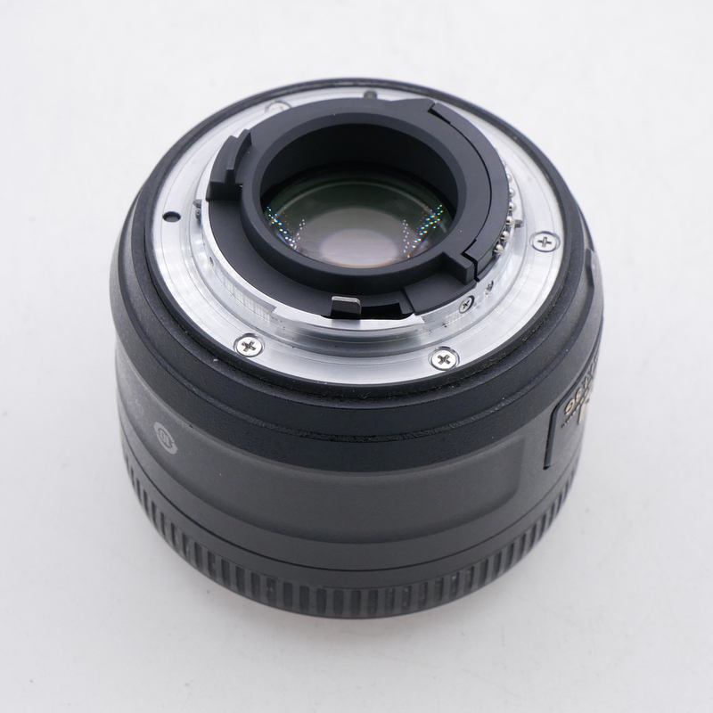 S-H-6UPJEW_3.jpg - Nikon AFs 35mm F/1.8 DX Lens