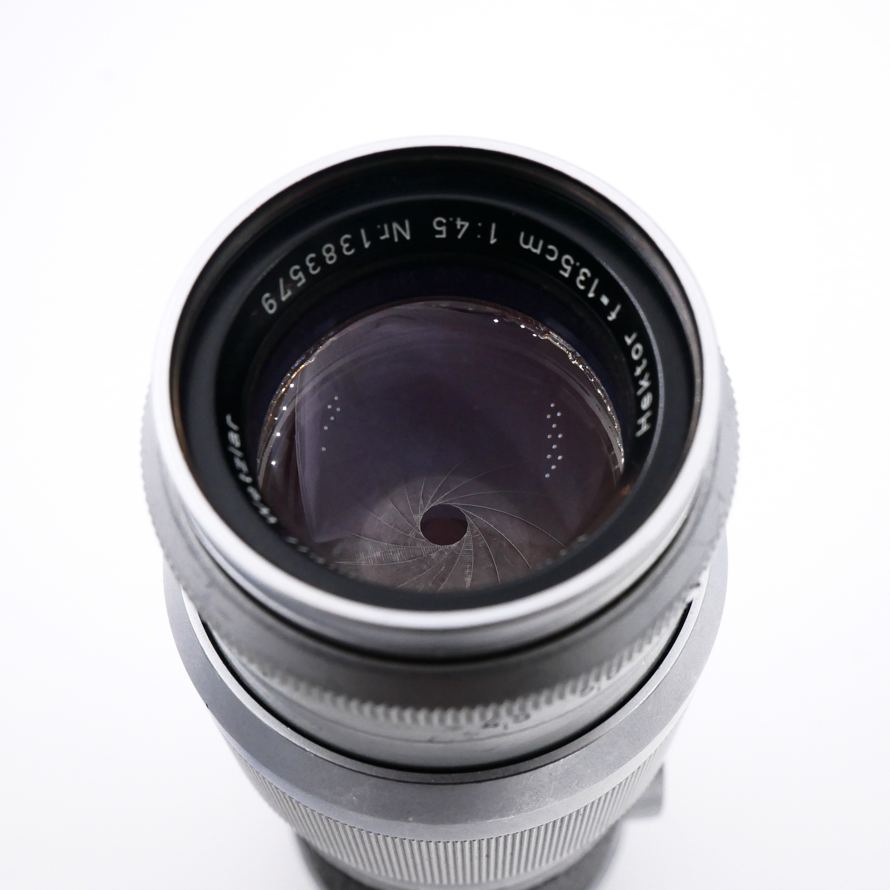 S-H-7DP9L4_2.jpg - Leitz MF 13.5cm F4.5 Hektor Lens - Image 1