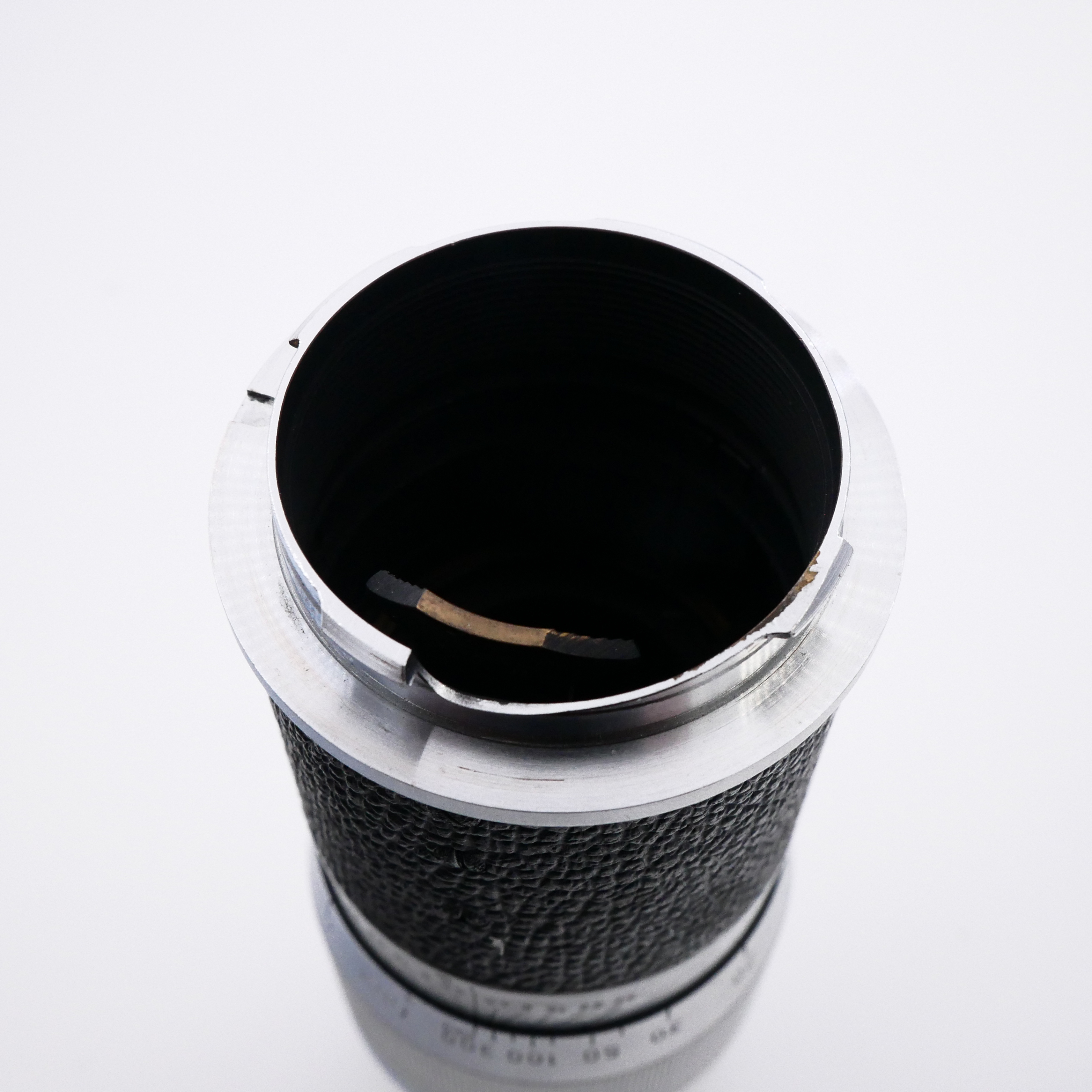 S-H-7DP9L4_3.jpg - Leitz MF 13.5cm F4.5 Hektor Lens - Image 2