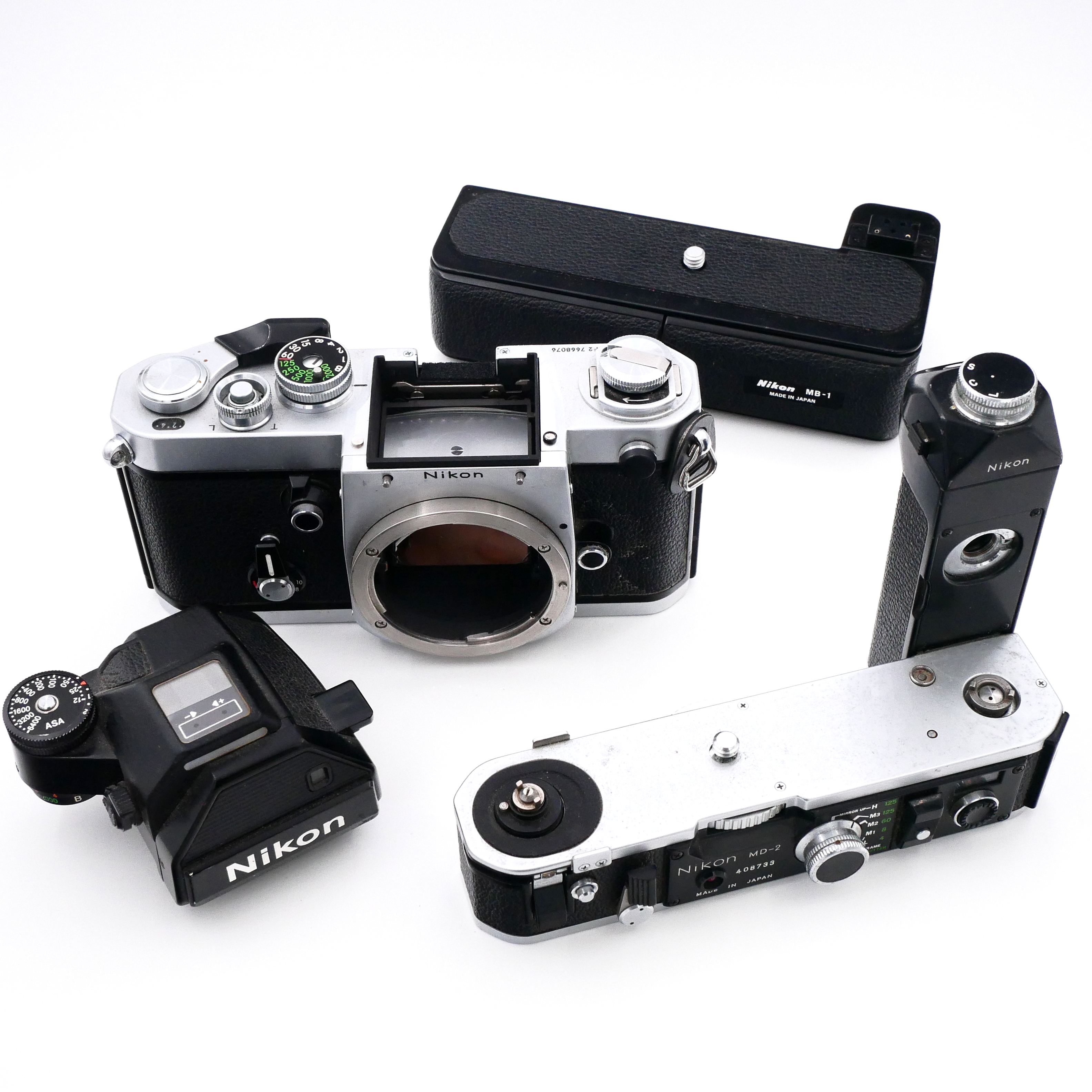 S-H-7E596P_4.jpg - Nikon F2 SLR Film Camera with Nikon MB-1 and MD-2 - Image 3