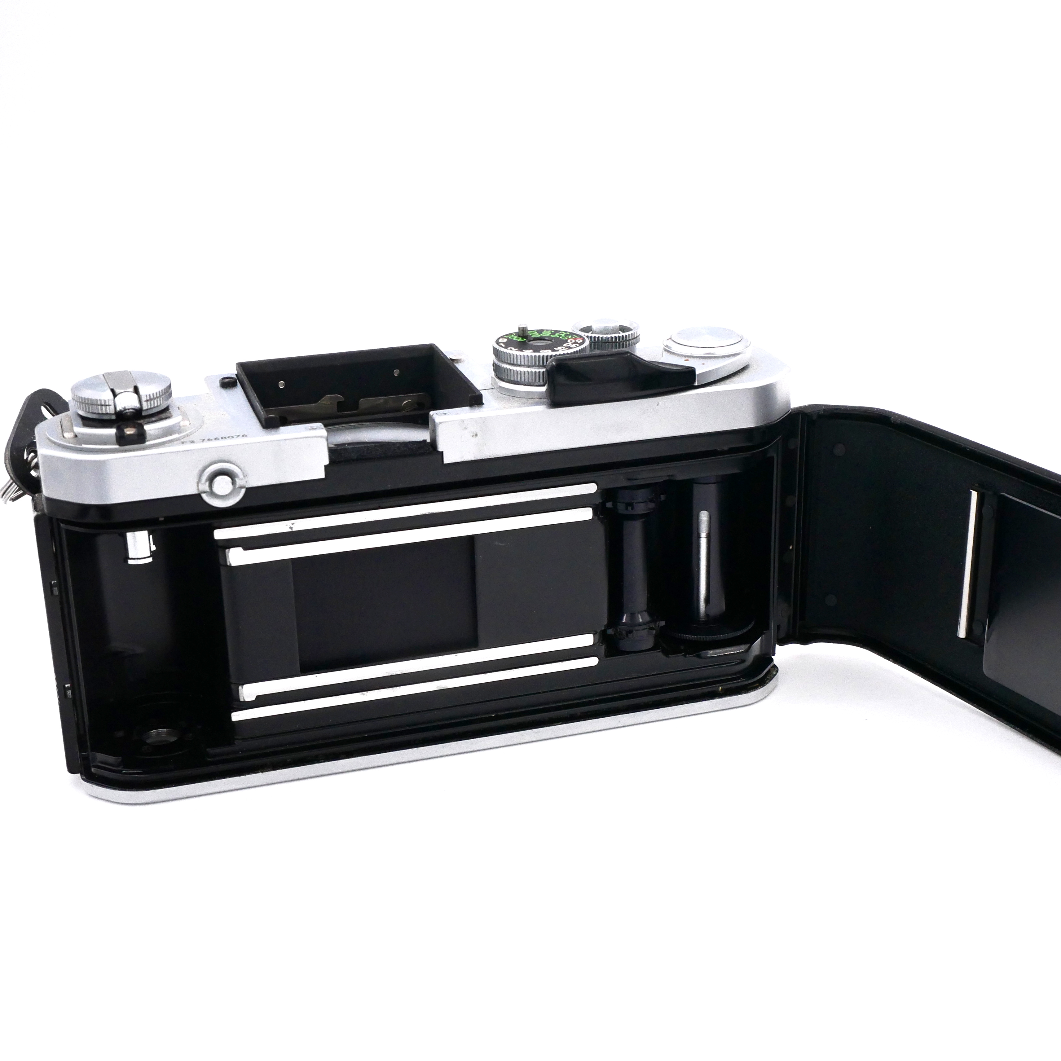 S-H-7E596P_9.jpg - Nikon F2 SLR Film Camera with Nikon MB-1 and MD-2 - Image 1