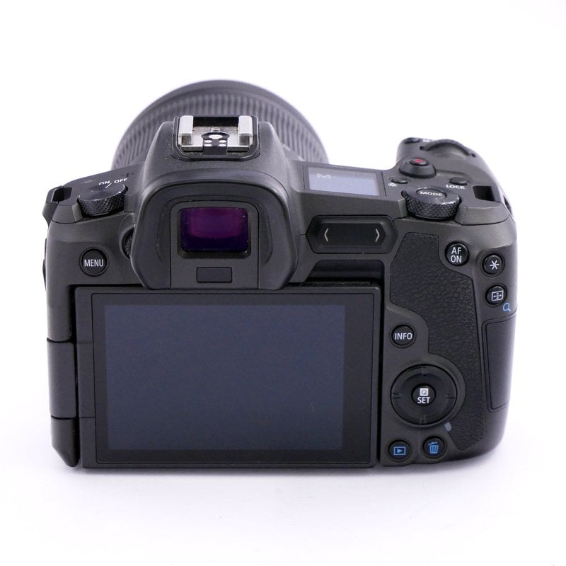 S-H-7MKWT6_3.jpg - Canon Eos R + 24-105mm F/4-7.1 IS STM - 9K Frames - Thumbnail 1