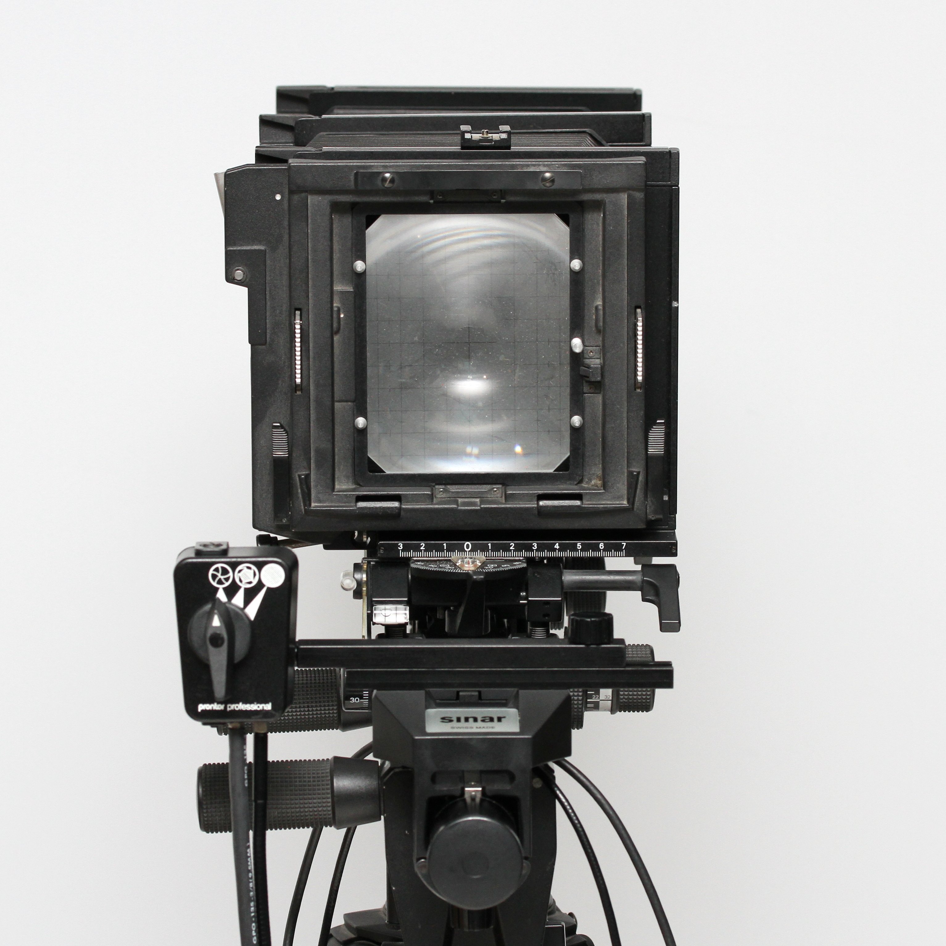 S-H-7NRF22_6.jpg - Sinar F2 4x5 with Rodenstock APO Sironar-W 150mm F/5.6 - Image 9