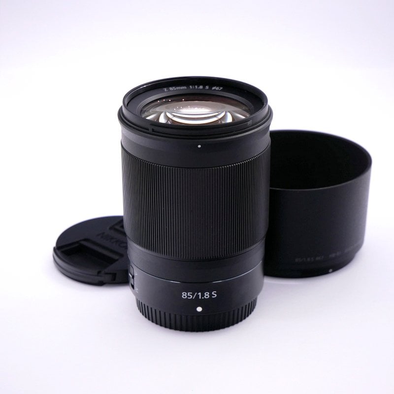 Best image for Nikon Z 85mm F/1.8 S Lens 