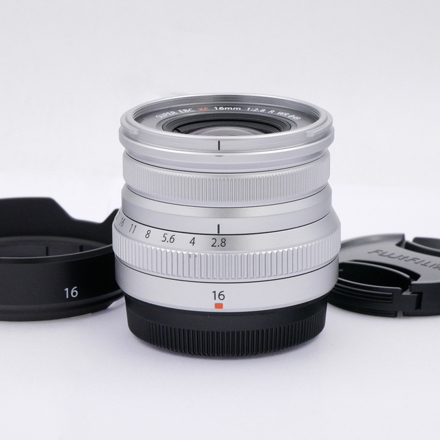 Fujifilm XF 16mm F/2.8 R WR Silver Lens