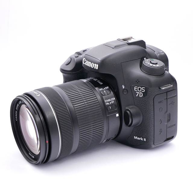 Canon Eos 7D mkII + 18-135mm F/3.5-5.6 IS STM - 95K Frames