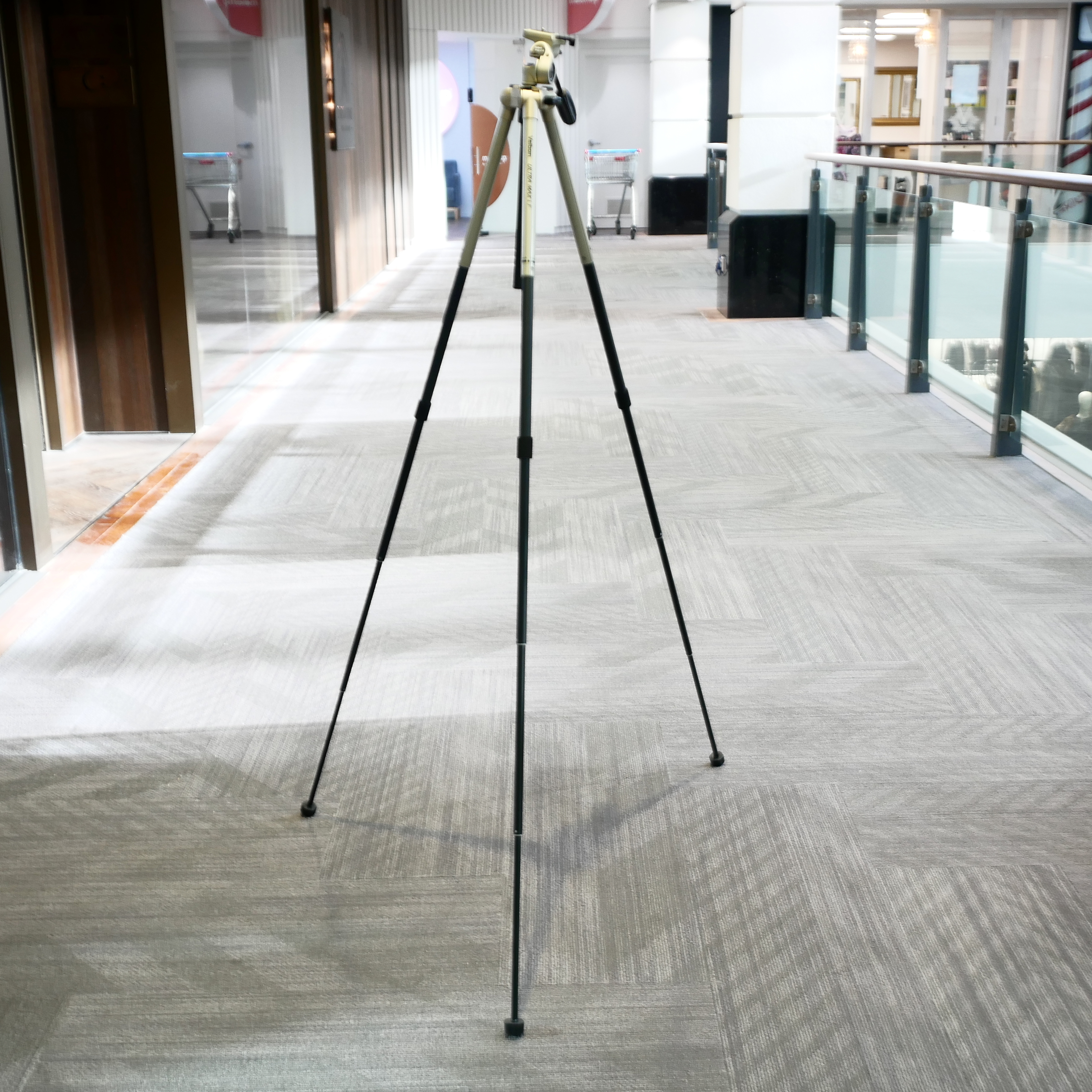 S-H-87UEHM_3.jpg - Velbon PHD-31Q Ultra Max i F Tripod  - Image 5