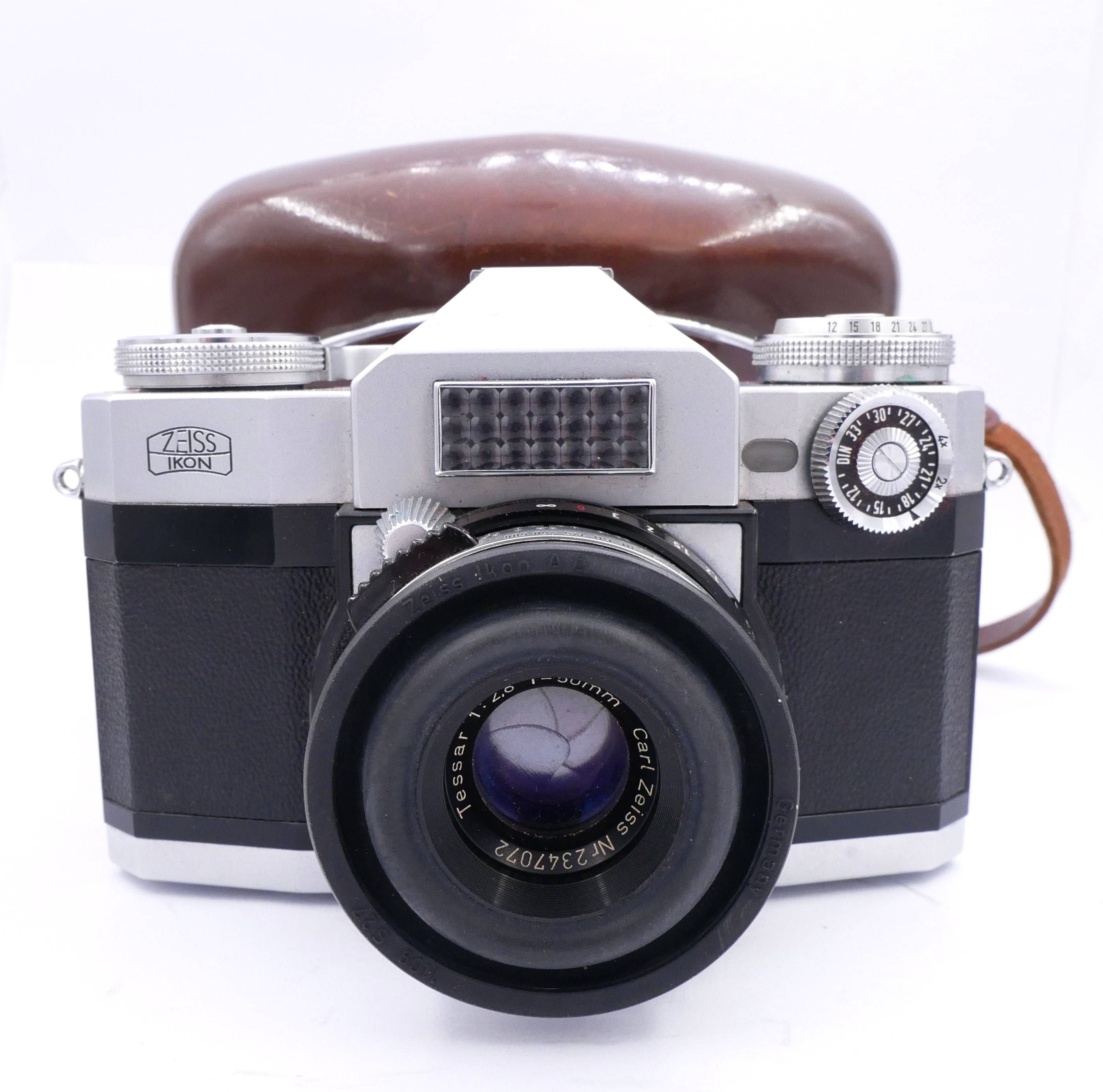 Zeiss Ikon Contaflex + 50mm F/2.8 Lens - Best Available Image