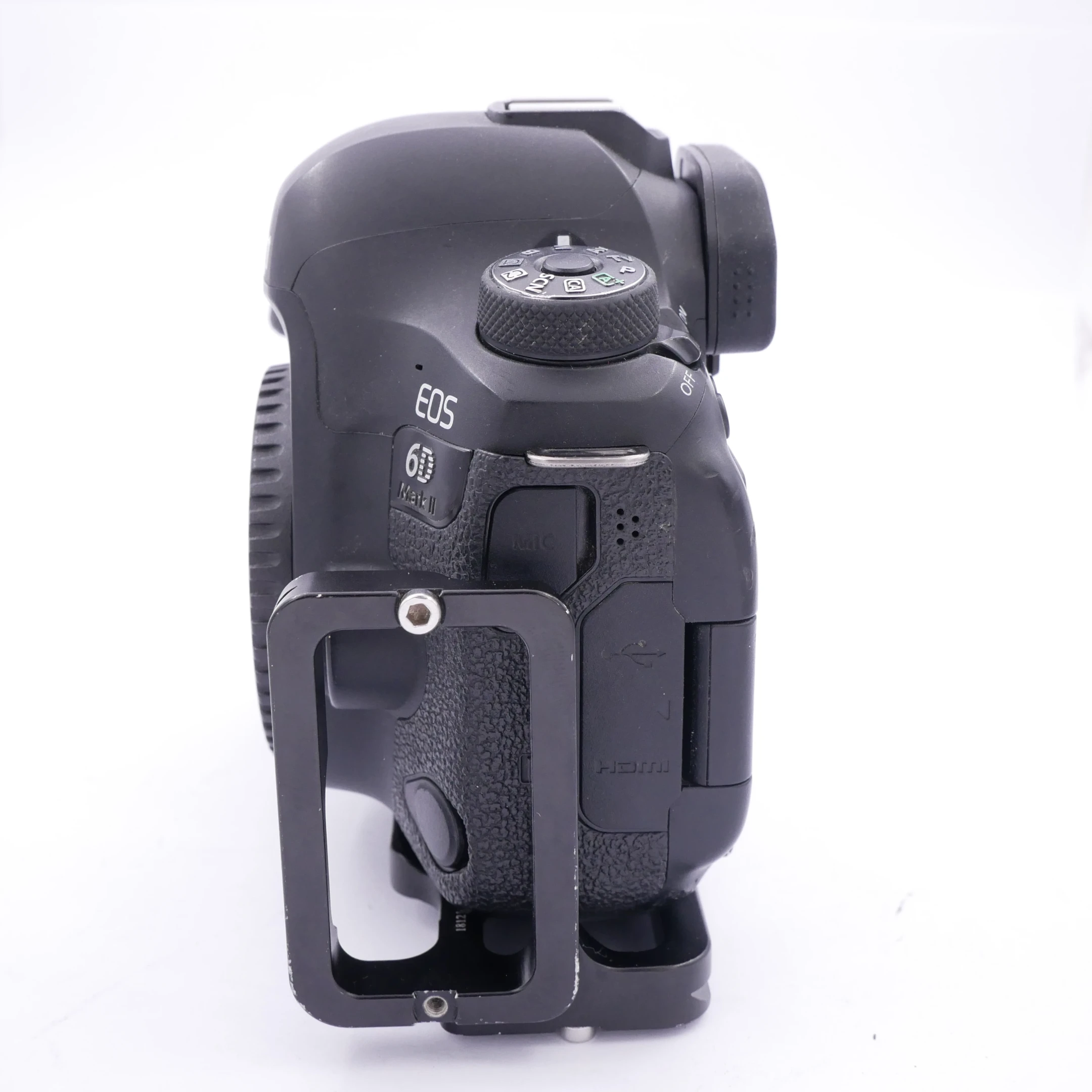 S-H-8EF374_3.webp - Canon 6D Mark II Body Only Sub 80,000 Frames - Thumbnail 1