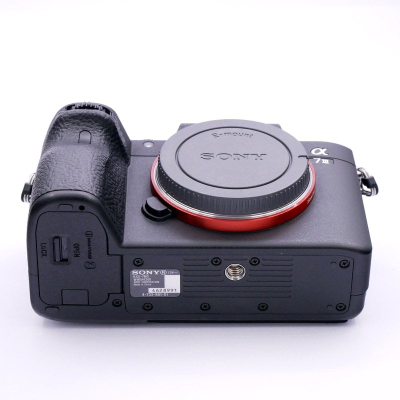 S-H-8PYVY4_4.jpg - Sony A7 III Body - Sub 3K Frames! - Thumbnail 3