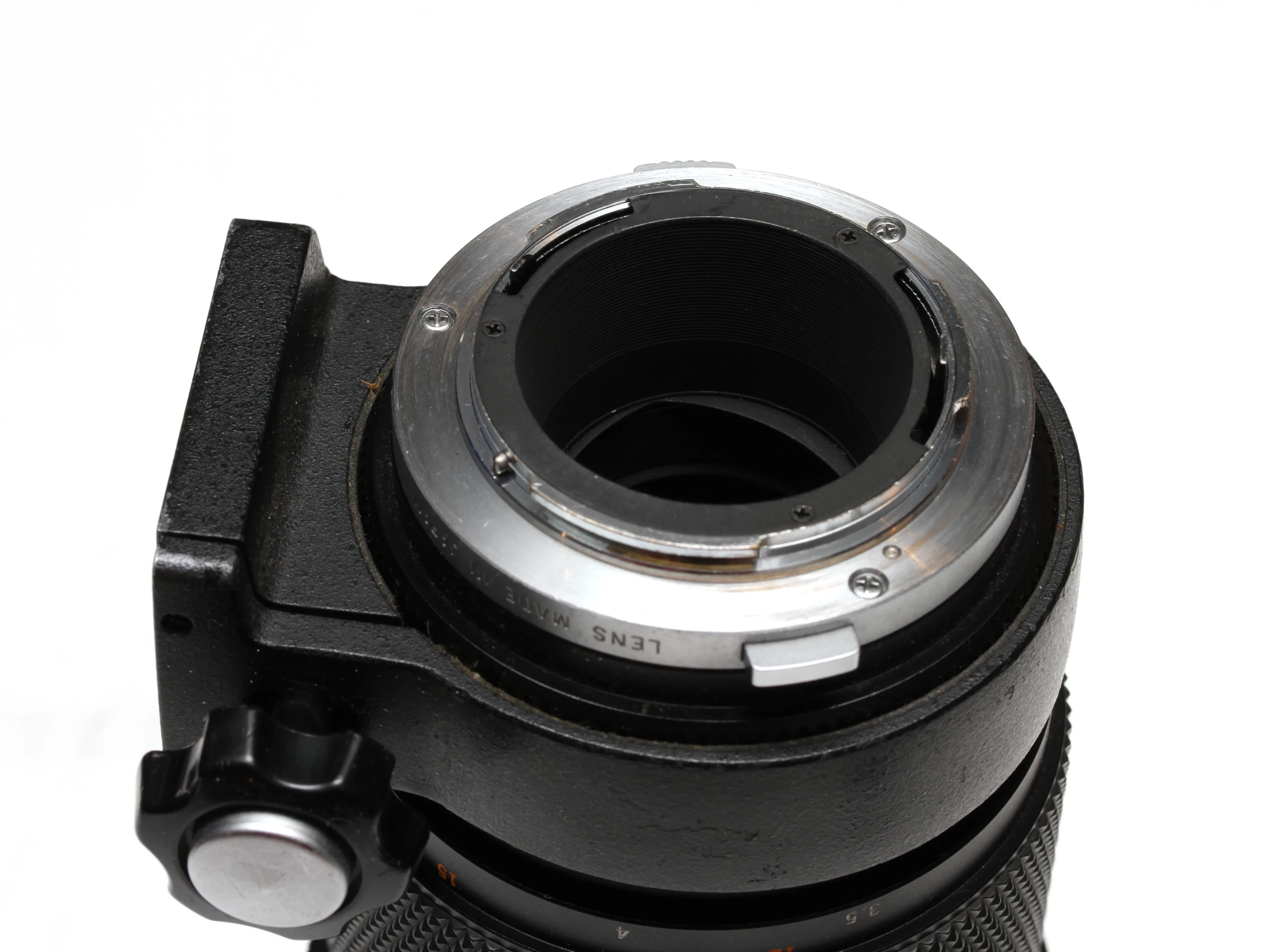 S-H-8UNT62_4.webp - Olympus MF 300mm f/4.5 F.Zuiko in OM Mount (was $395) - Thumbnail 4