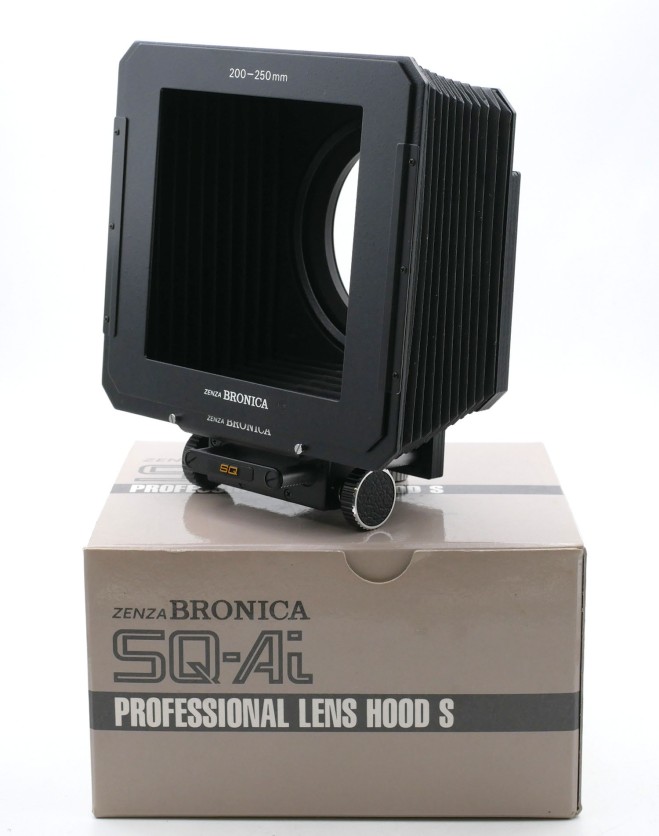 S-H-94D0C_1.jpg - Bronica SQ-Ai Professional Lens Hood S