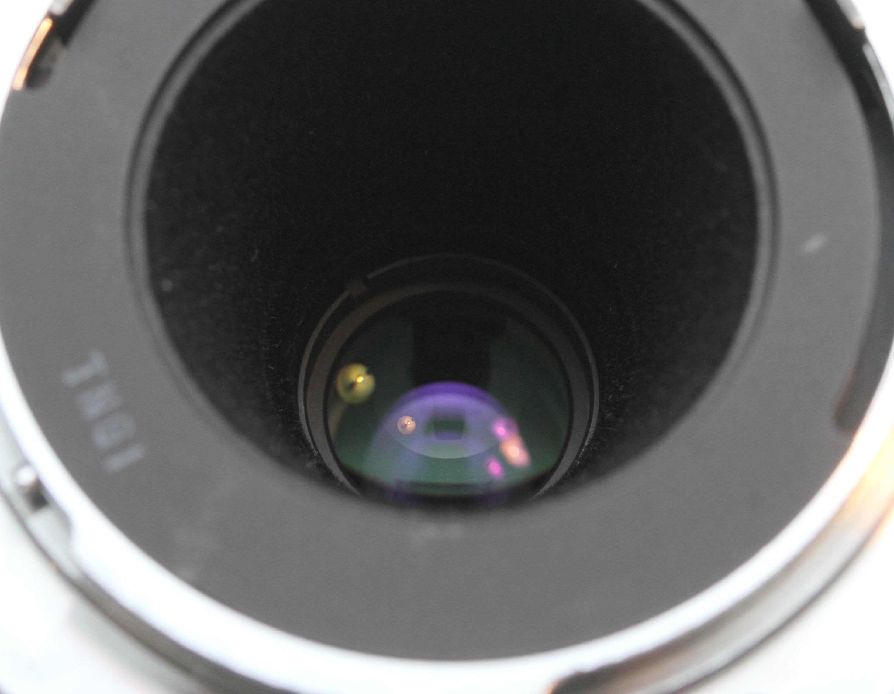 S-H-9A96VH_3.jpg - Olympus MF 38mm F/2.8 Zuiko Auto-Macro Lens in OM Mount - Image 1