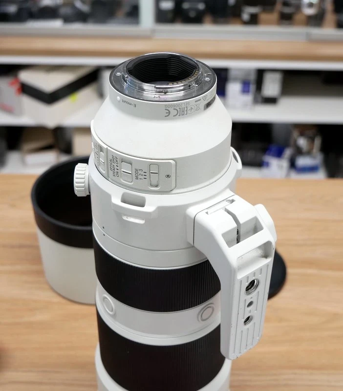 S-H-9RJUVV_3.webp - Sony FE 200-600mm F/5.6-6.3 G OSS Lens - Image 2