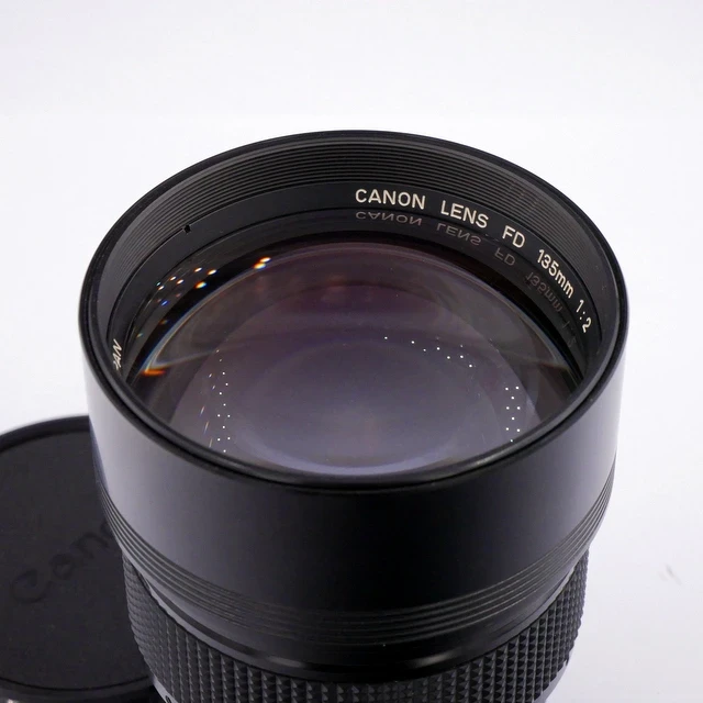 S-H-A5TTSV_2.webp - Canon MF 135mm F/2 Lens in FD Mount - Image 2