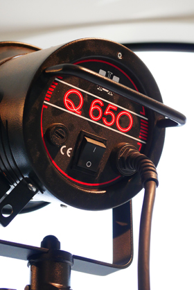 S-H-A84EC_3.jpg - IFF Q650 Light (Was $195) - Thumbnail 2