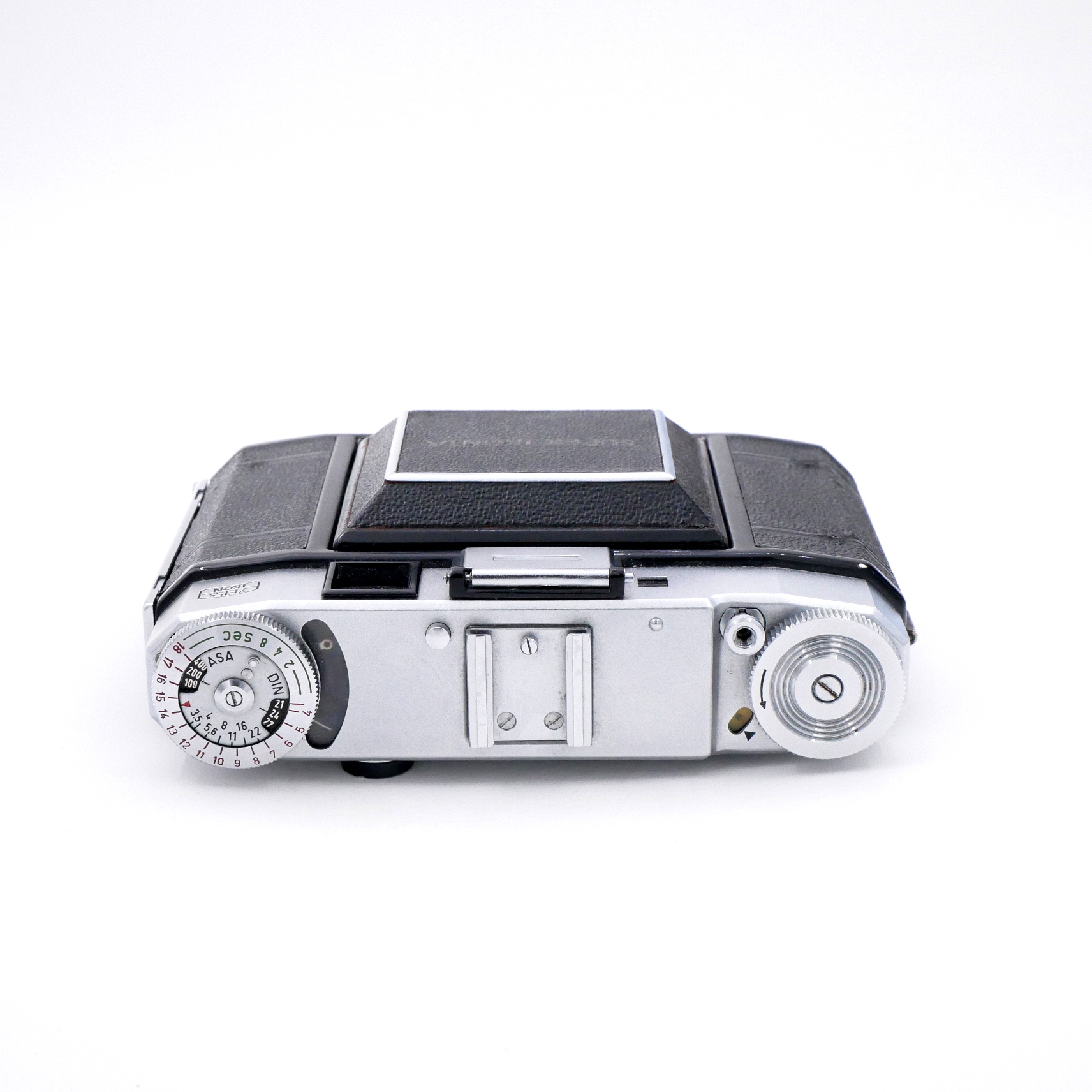 S-H-AF5U4Y_6.jpg - Zeiss Ikon Super Ikonta Folding Film Camera with Tessar 75mm f3.5 - Image 4