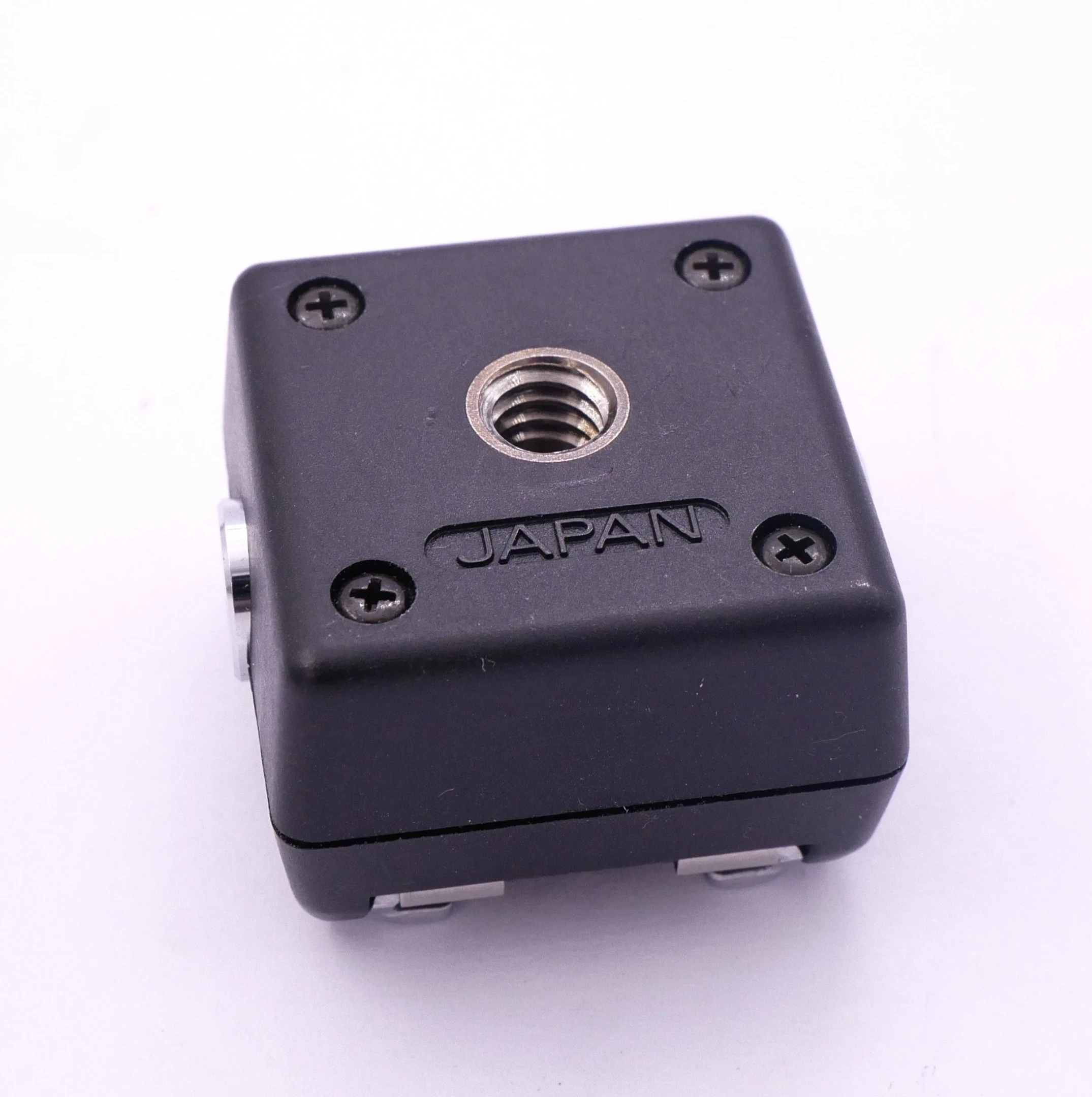 S-H-ANHLKF_2.webp - Nikon AS-10 Flash Adapter - Image 1