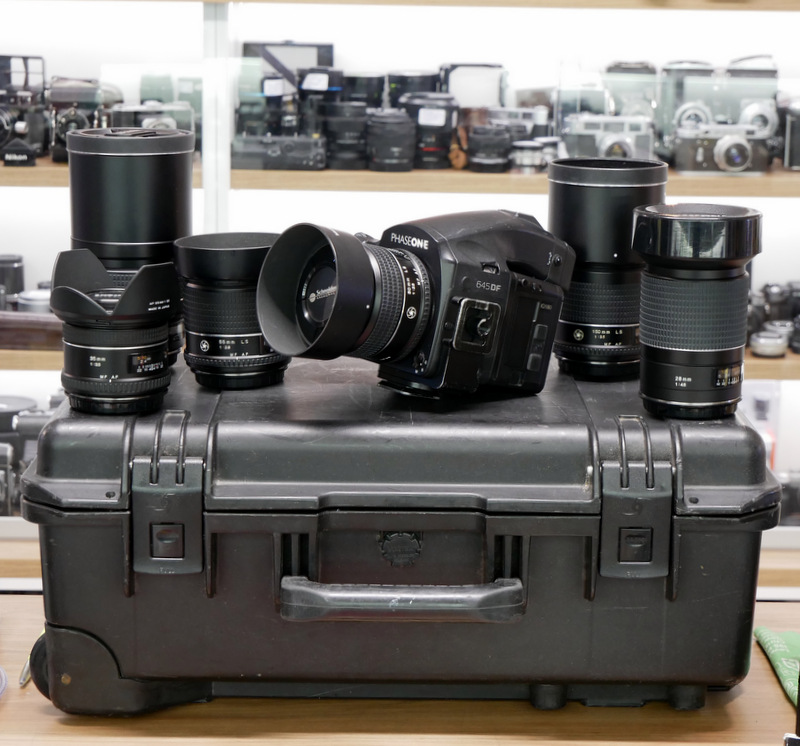 S-H-APW3AF_3.jpg - PhaseOne 645DF + IQ180 Digital Back + 80mm 2.8 LS + 28mm 4.5 + 35mm 3.5 + 55mm 2.8 LS + 150mm 3.5 LS Kit (was $29990) - Image 7