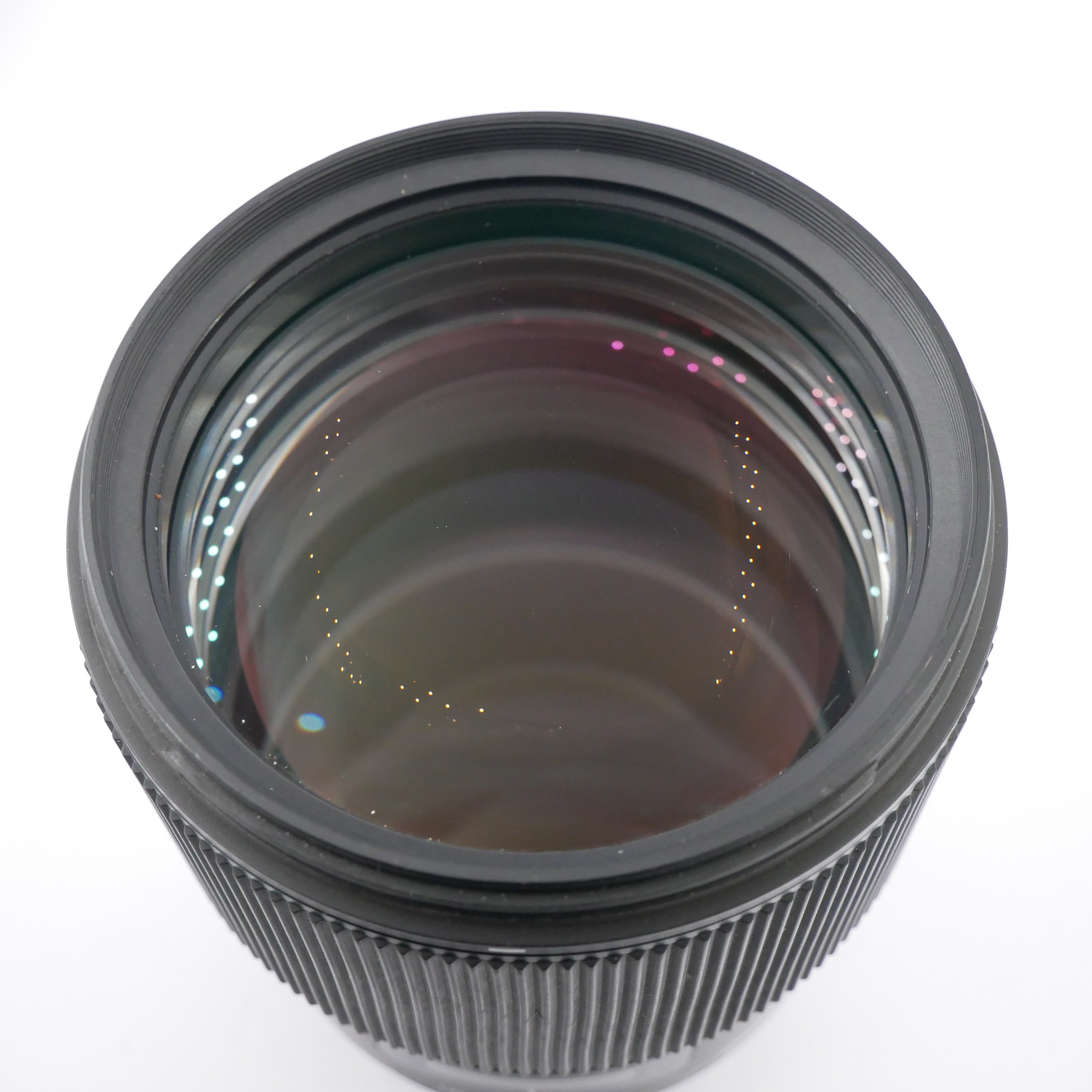 S-H-AXXJ4J_2.jpg - Sigma 135mm F1.8 DG Lens for Nikon FX-Mount - Thumbnail 1