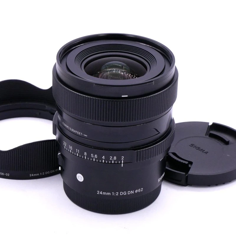 Best image for Sigma AF 24mm F/2 DG DN Contempory Lens in Sony FE Mount