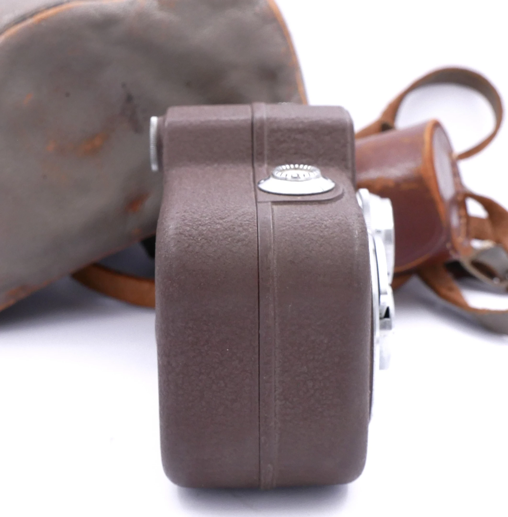 S-H-C4HX2F_2.webp - Zeiss Ikon Movikon 8 - Image 1