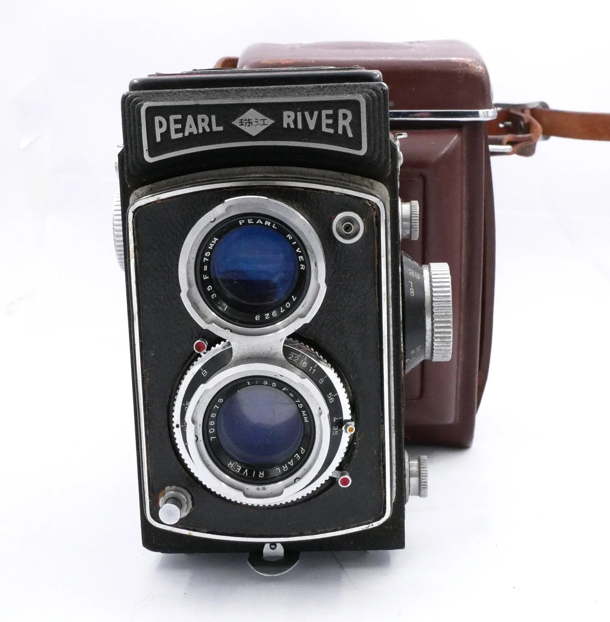 Best image for Pearl River TLR Camera