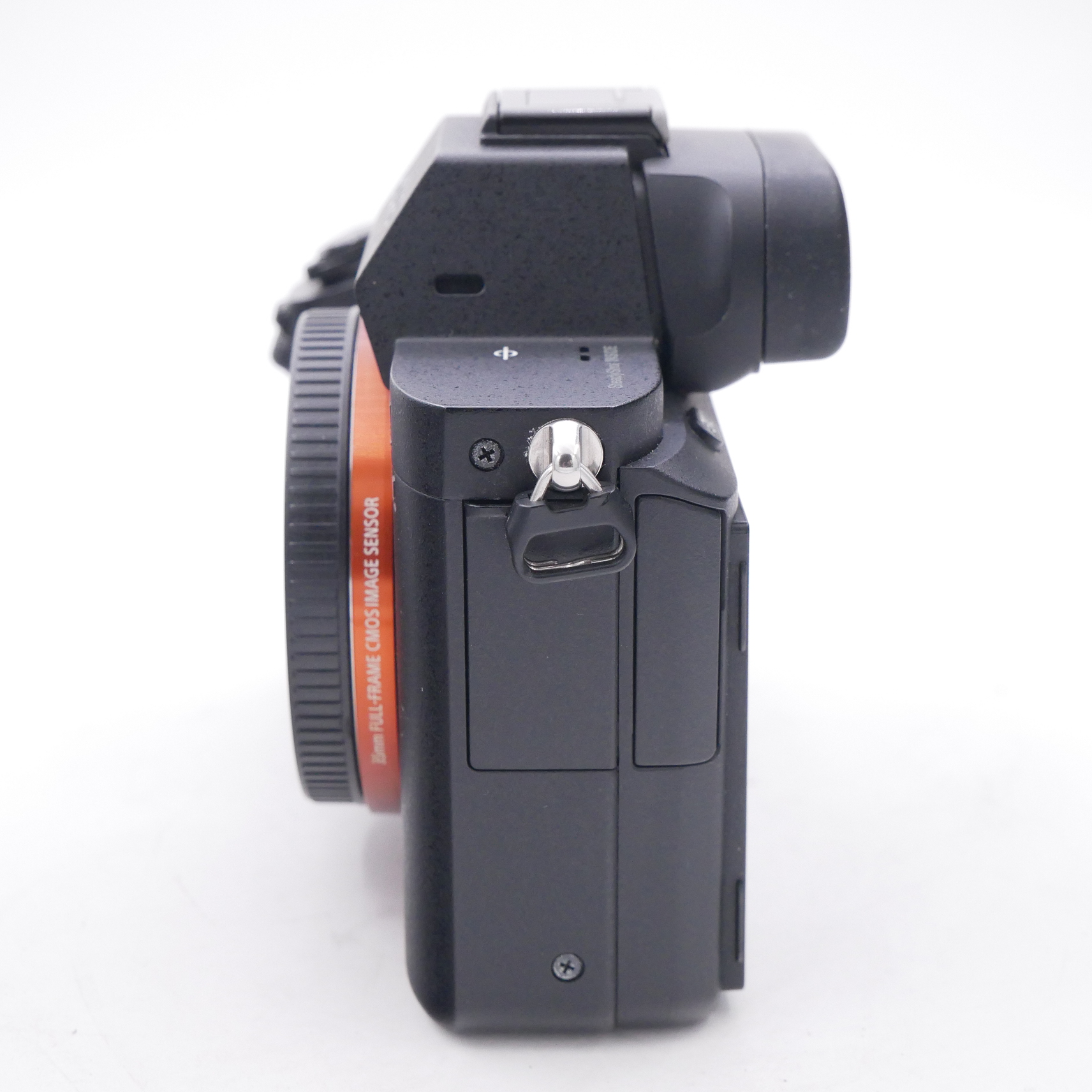 S-H-CC32CK_3.jpg - Sony A7 II Body Only 9,800 Frames - Image 1