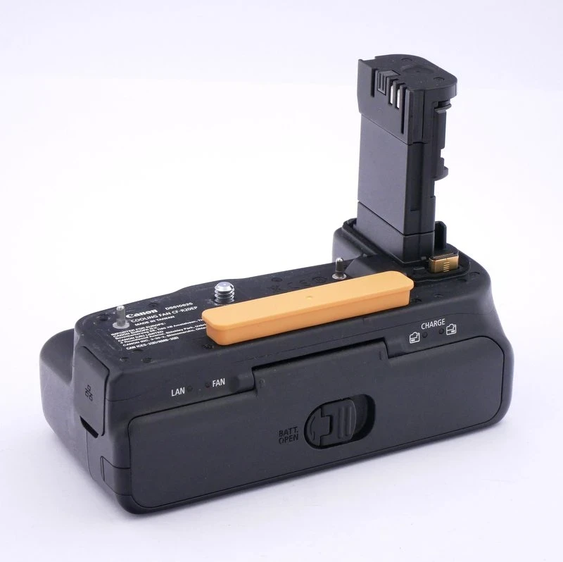 S-H-CFP4FU_2.webp - Canon CF-R20EP Battery Grip with Cooling Fan and Ethernet Port - Thumbnail 3