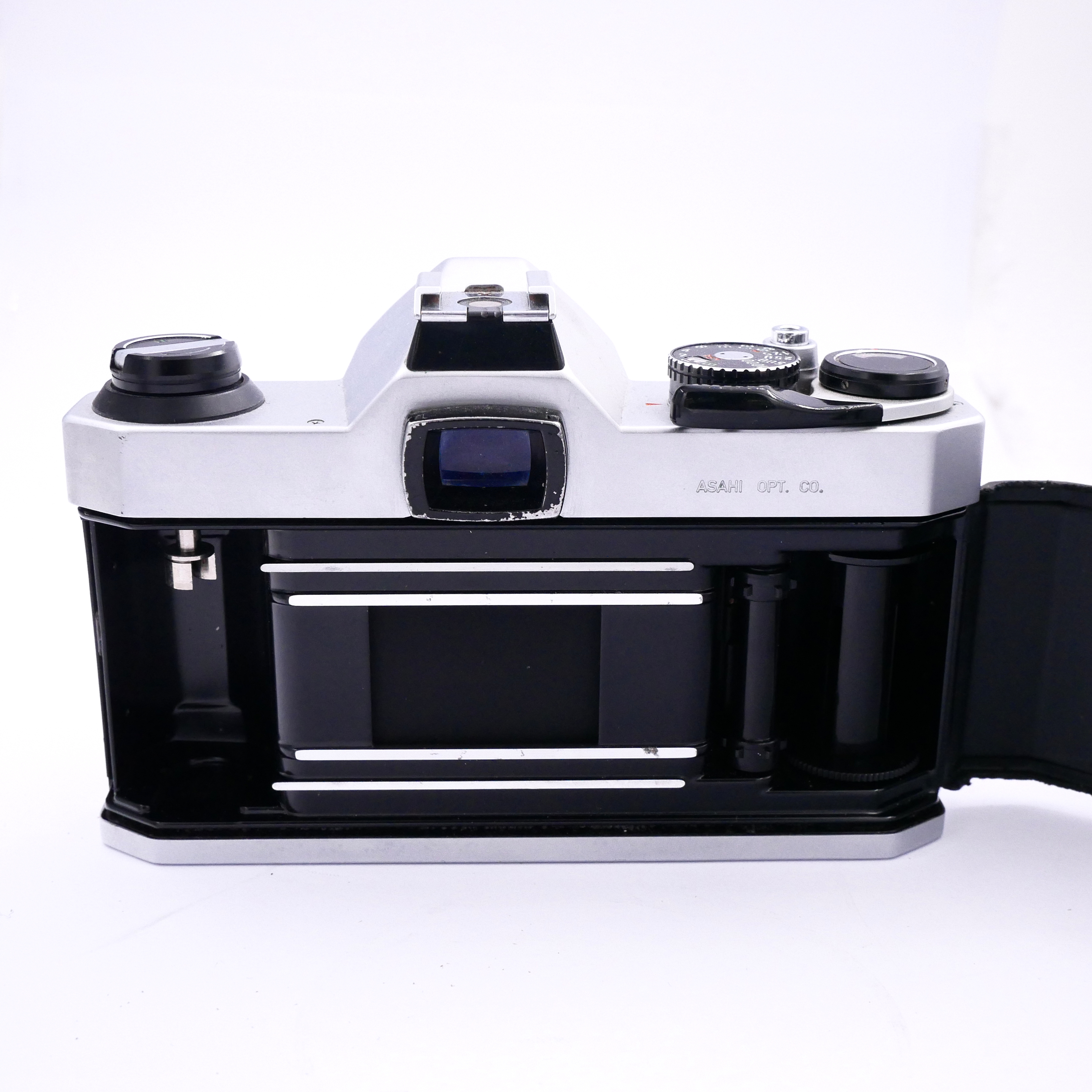 S-H-CW9VEF_3.jpg - Pentax K1000 Film camera with 50mm f2 Lens - Image 1