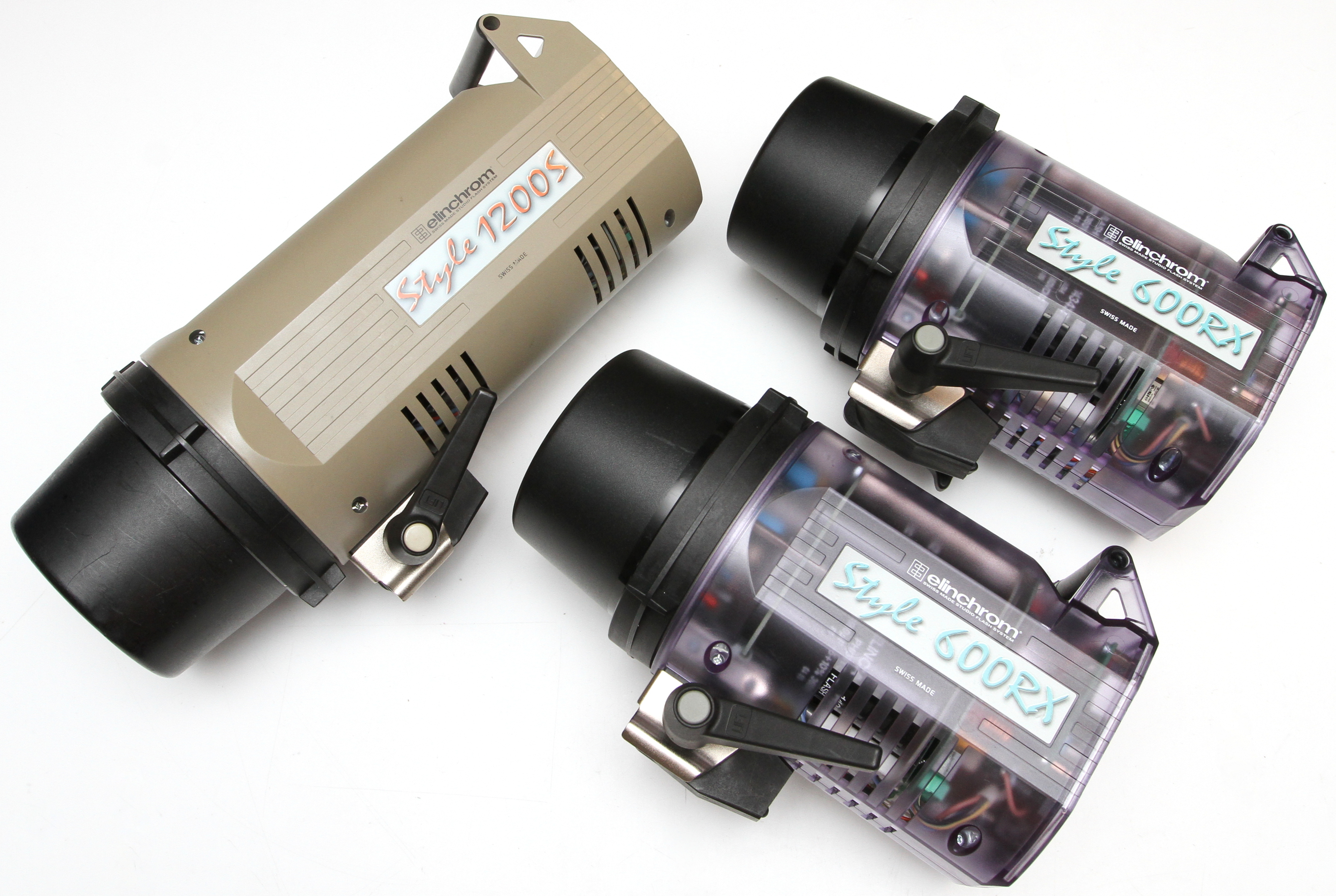 S-H-CYMFKL_2.jpg - Elanchrom Light Kit 1x 1200ws, 2x 600ws  - Image 1