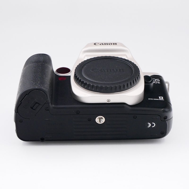 S-H-DJ4V72_4.jpg - Canon Eos 50e Body - Image 1