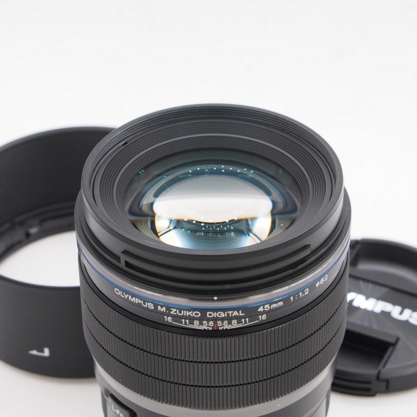 S-H-DJKEE4_2.jpg - Olympus AF 45mm F/1.2 ED Pro Lens