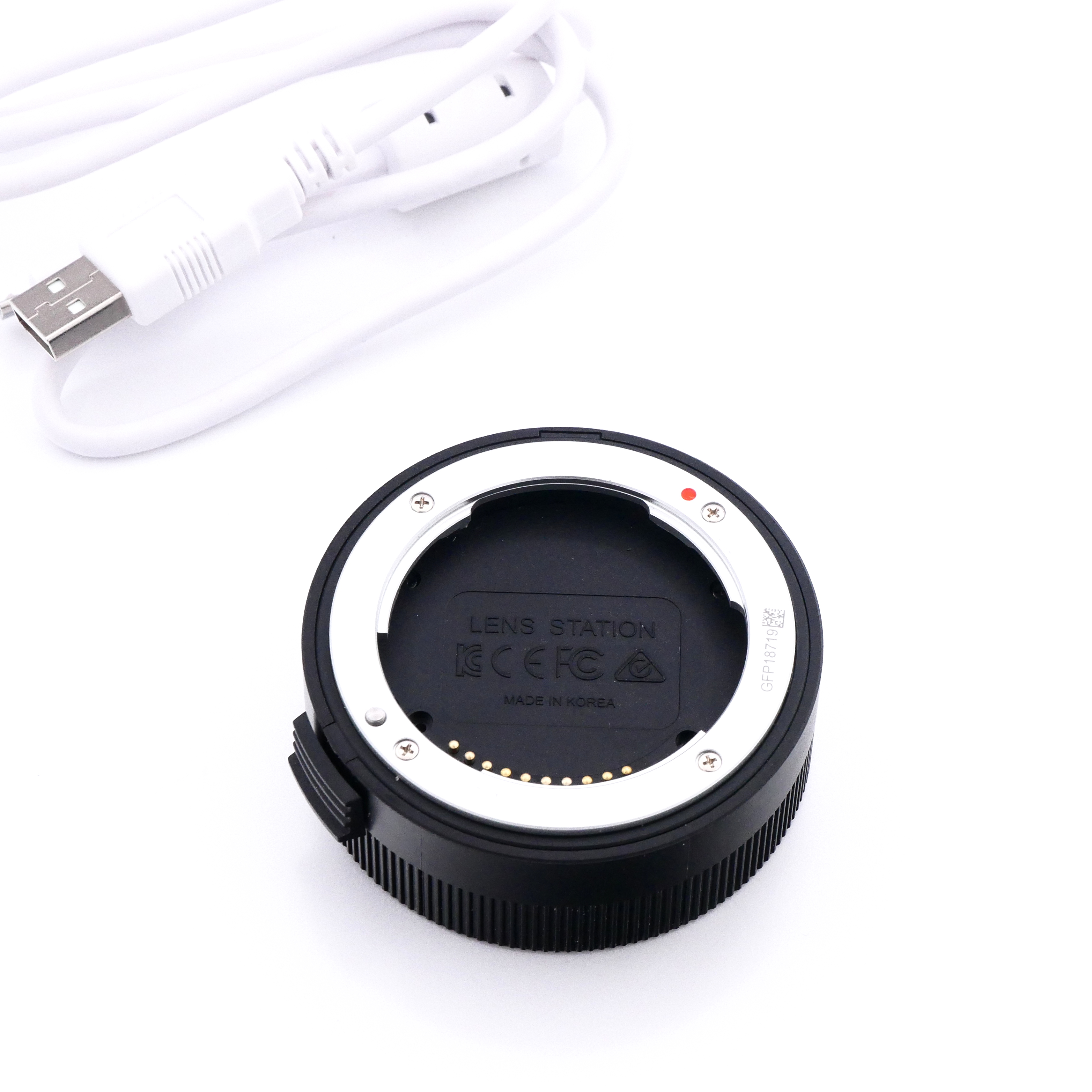 S-H-DKCPE8_2.jpg - Samyang Lens Station for Sony E mount autofocus Lens - Image 1