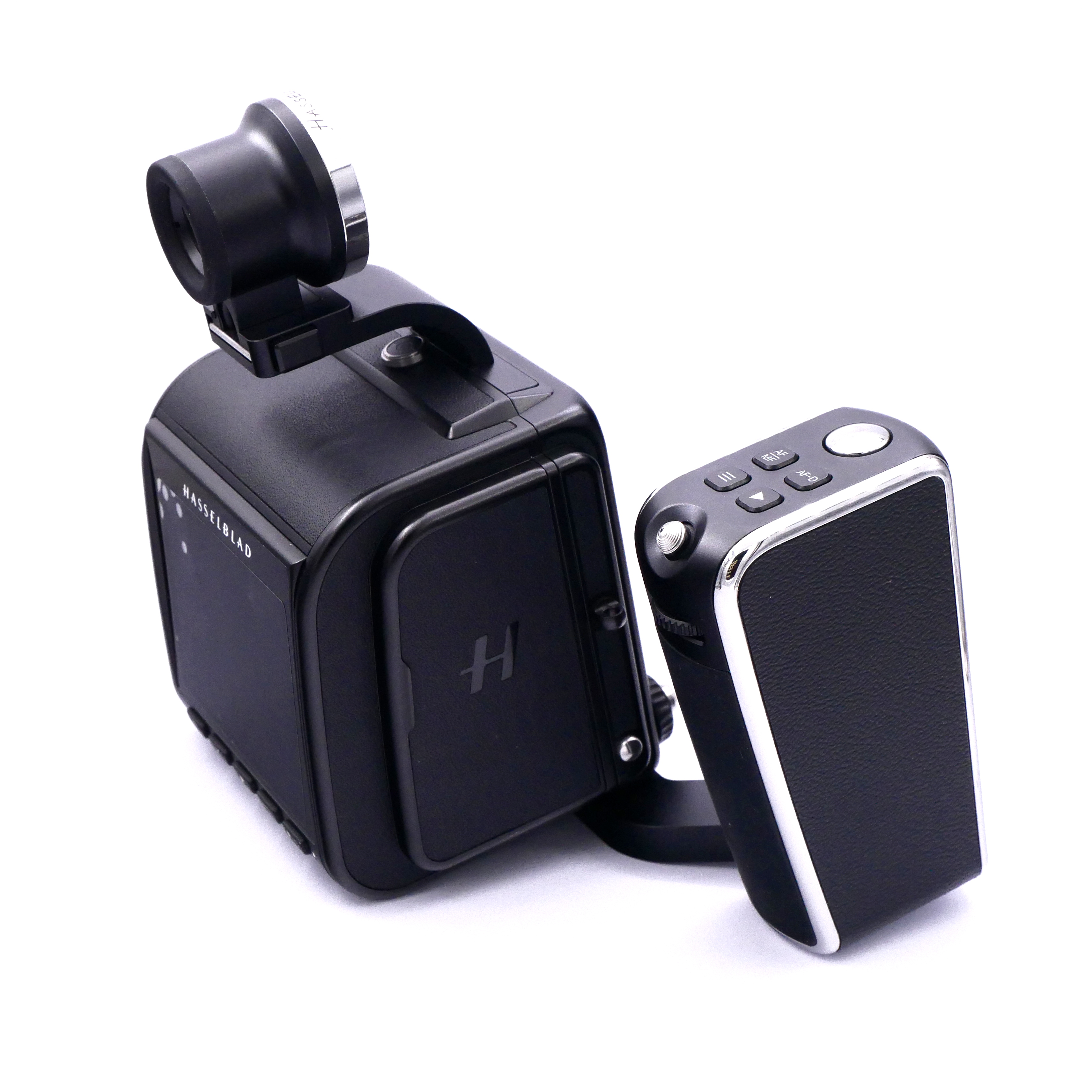 S-H-DKWLC7_4.jpg - Hasselblad 907X + CFV II 50C Moon edition Back + XCD 30mm F/3.5 Lens - Image 6