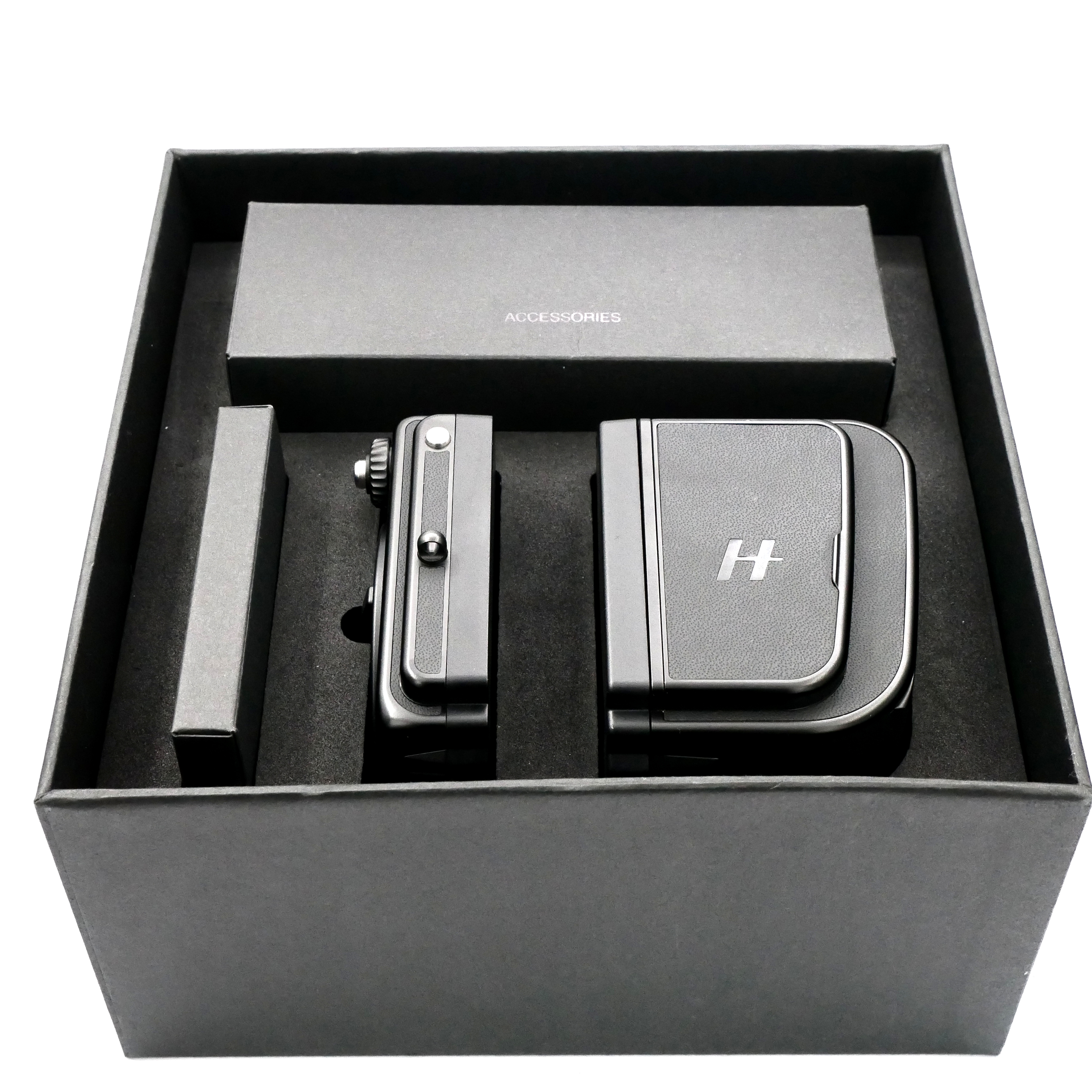 Hasselblad 907X + CFV II 50C Moon edition Back