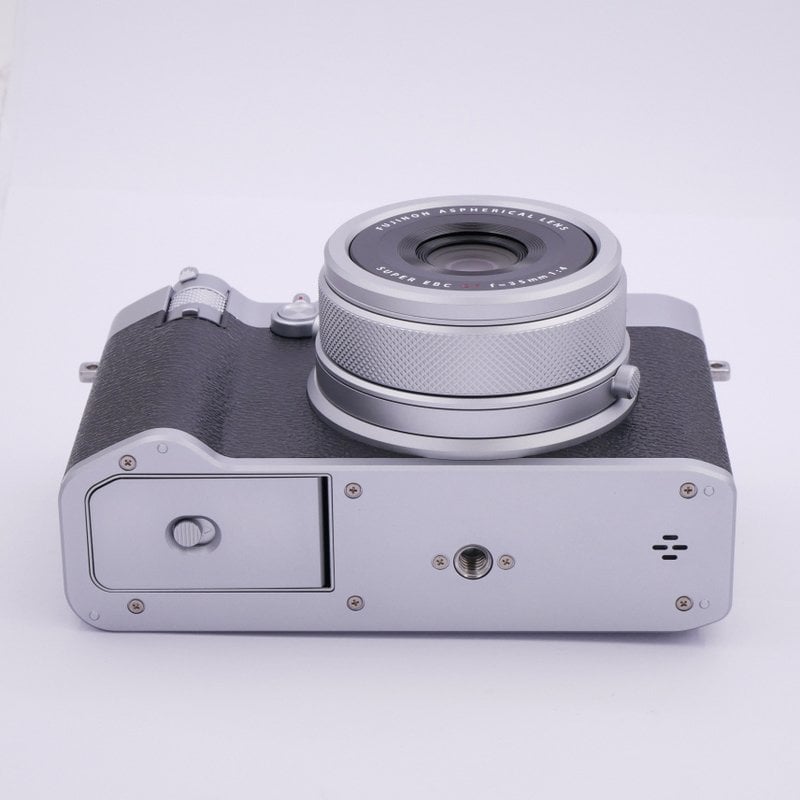 S-H-DUY25N_4.jpg - Fujifilm GFX100RF in Silver - Only 200 Frames! - Image 2
