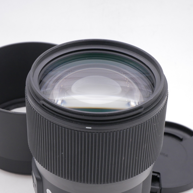 S-H-ECTA5L_2.jpg - Sigma AF 135mm F1.8 DG Art Lens in Canon EF Mount