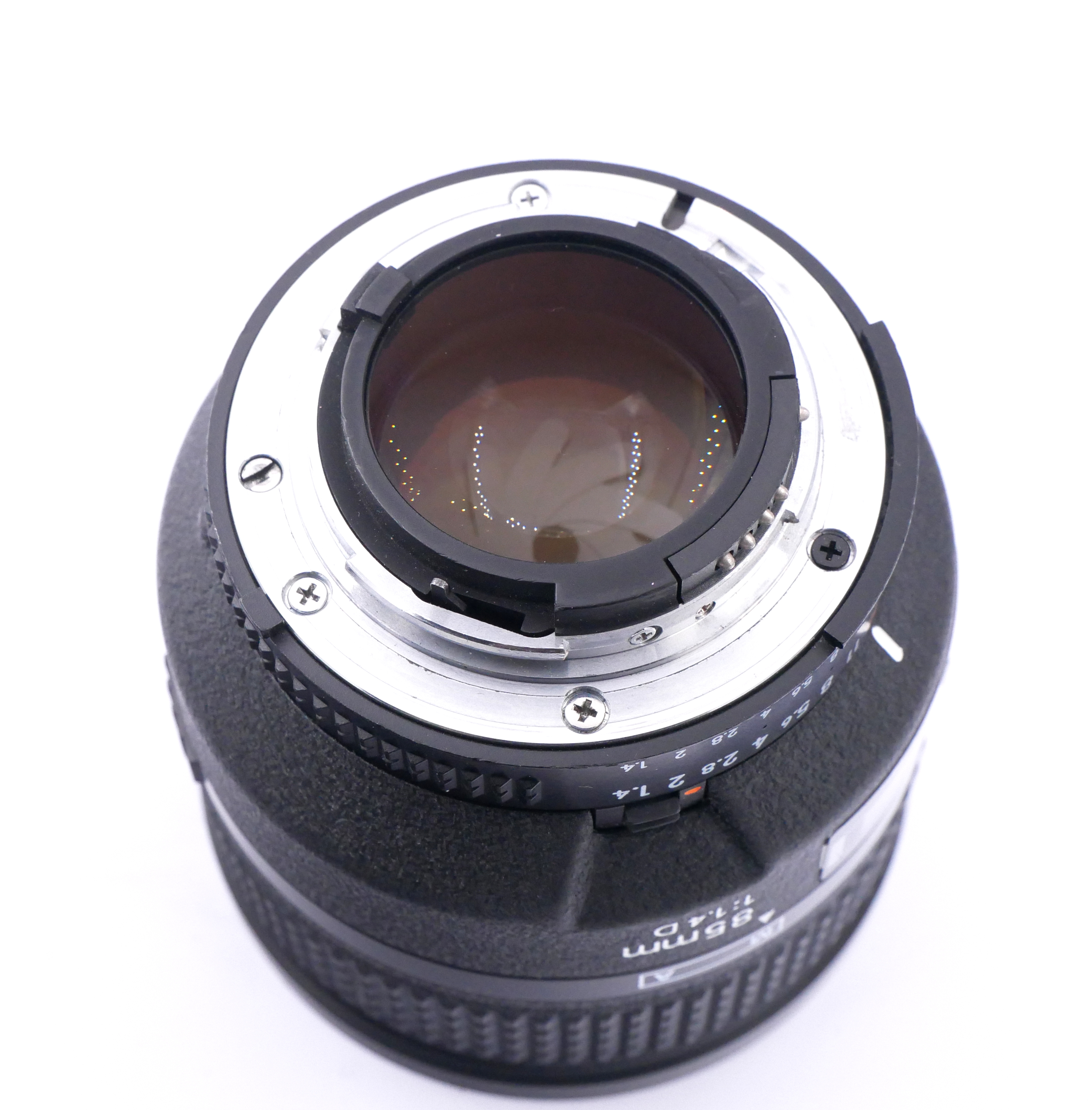 S-H-ECUM5M_3.jpg - Nikon AF 85mm F1.4 D Lens - Image 3