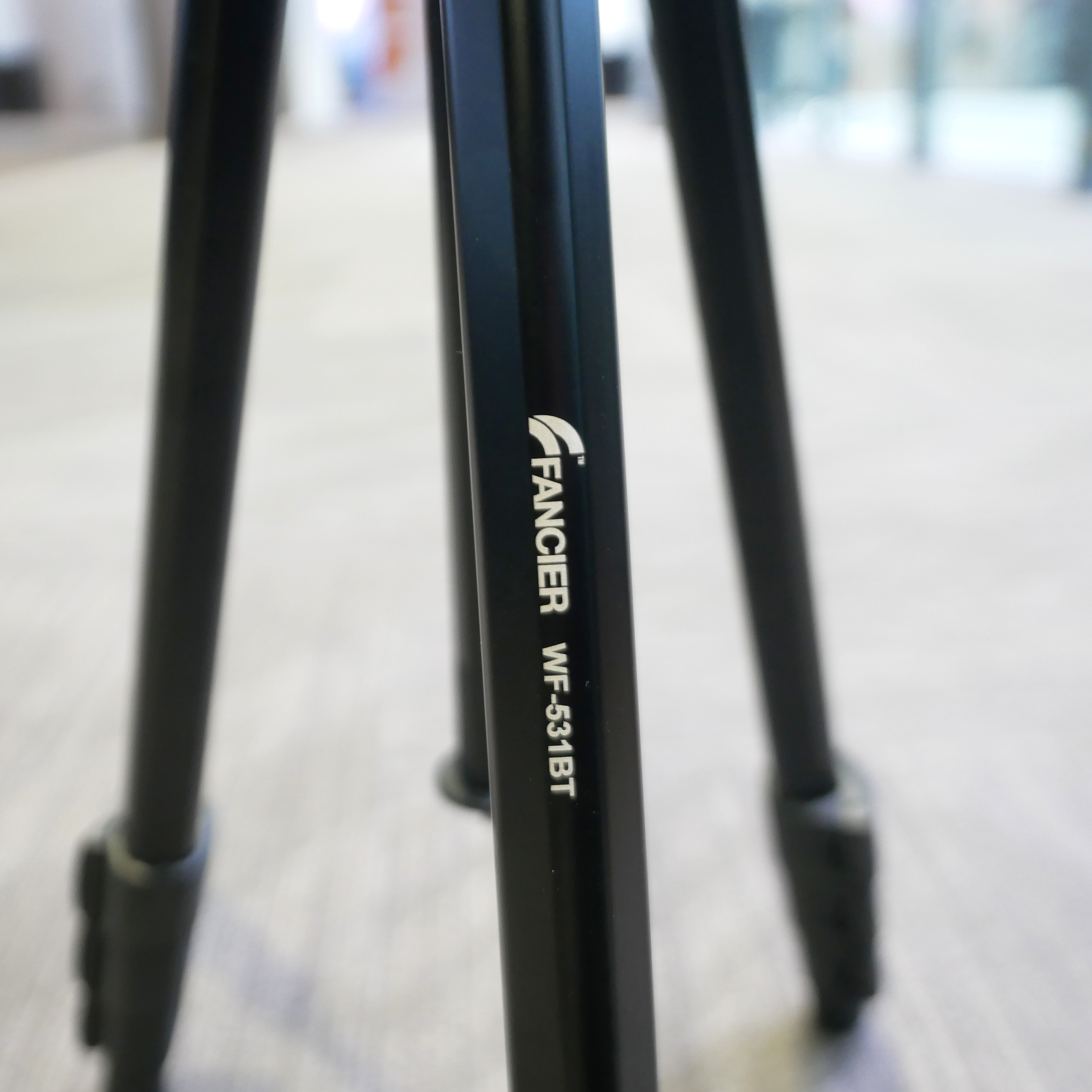 S-H-ELY99M_4.jpg - Fancier WF-531BT Tripod  - Image 4