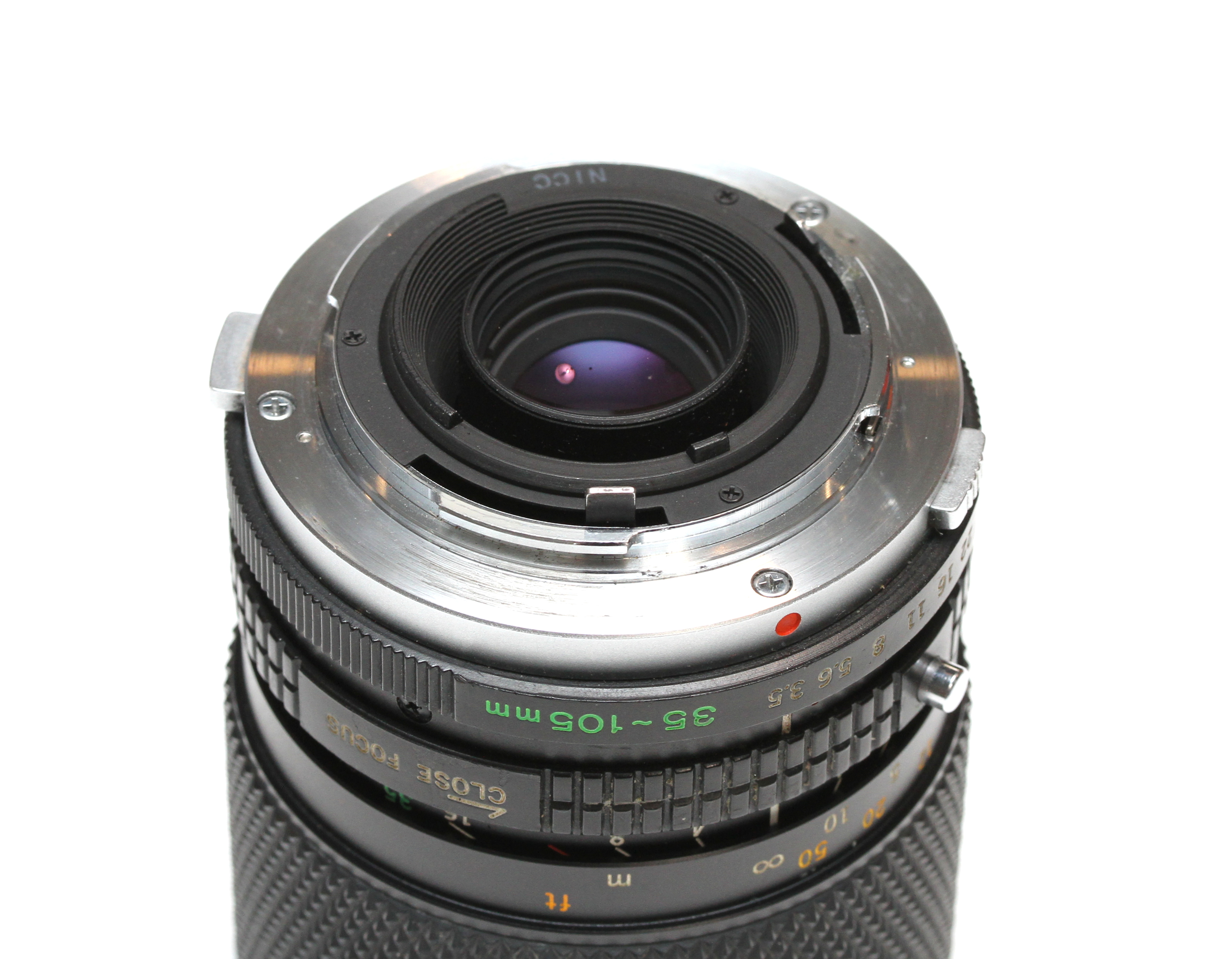 S-H-EN3C2T_3.jpg - Olympus MF 35-105mm F/3.5-4.5 Zuiko Auto-Zoom Lens in OM Mount - Image 1