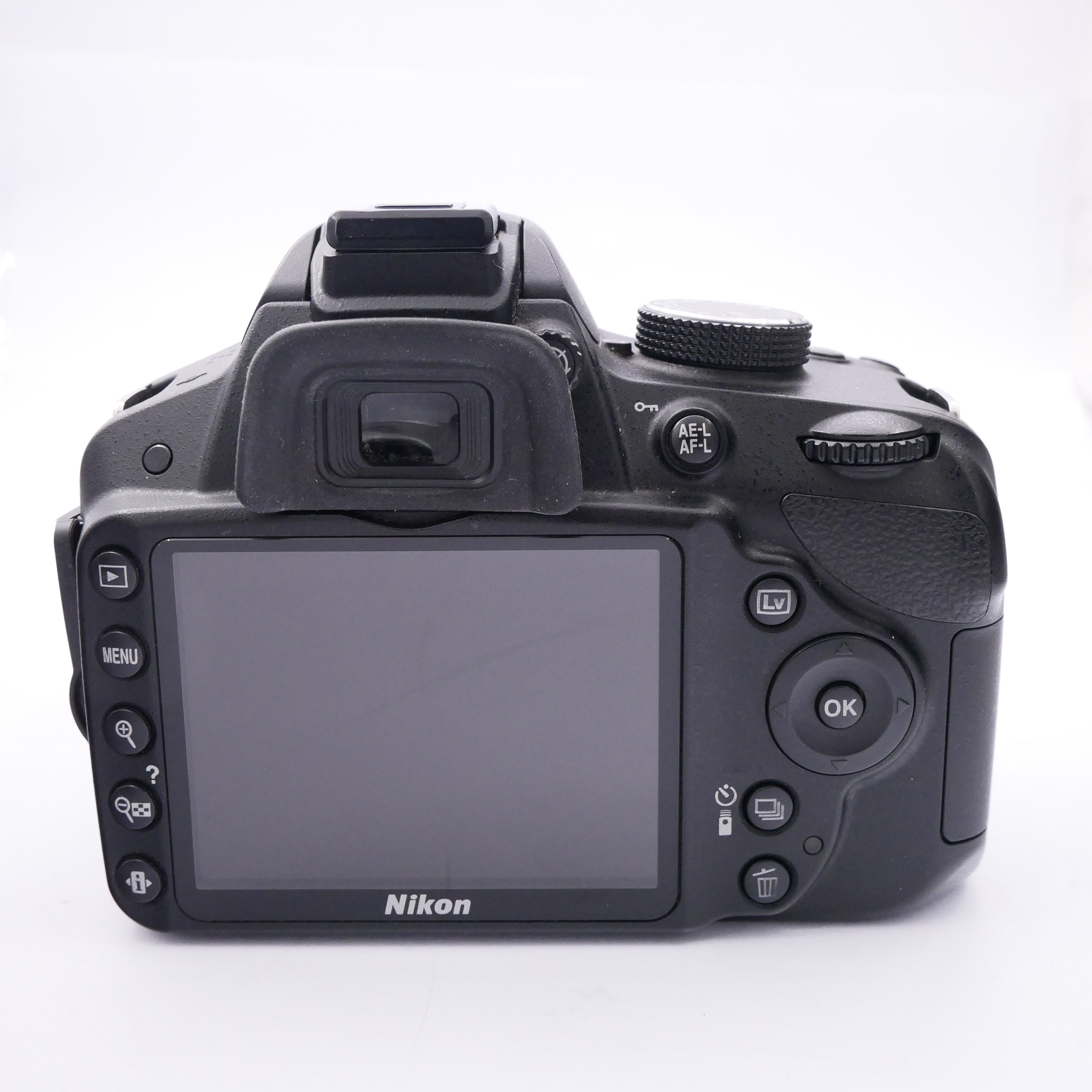 S-H-EU4CEX_2.jpg - Nikon D3200 + 18-55mm F3.5-5.6 Sub 5K Frames!  - Image 1