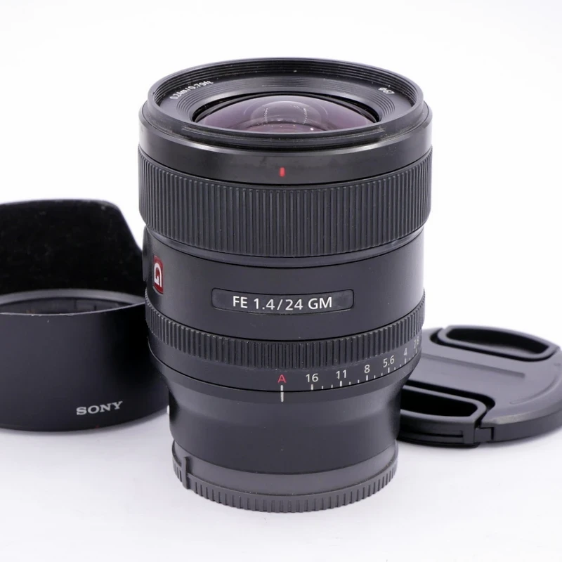 Sony FE 24mm F/1.4 GM Lens