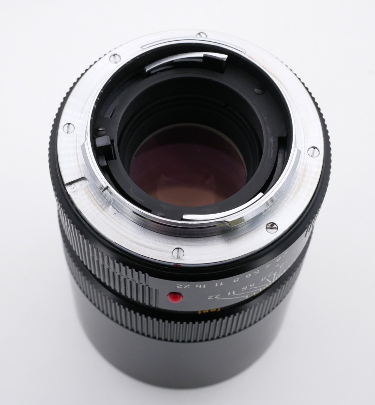 S-H-F46R49_2.jpg - Leica MF 135mm F2.8 Elmarit-R Lens