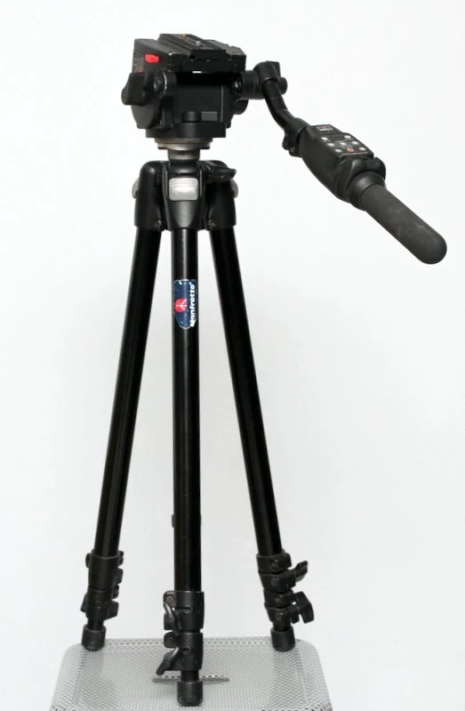 Best image for Manfrotto 055DB + 503 Fluid Head + Lanc Control Arm