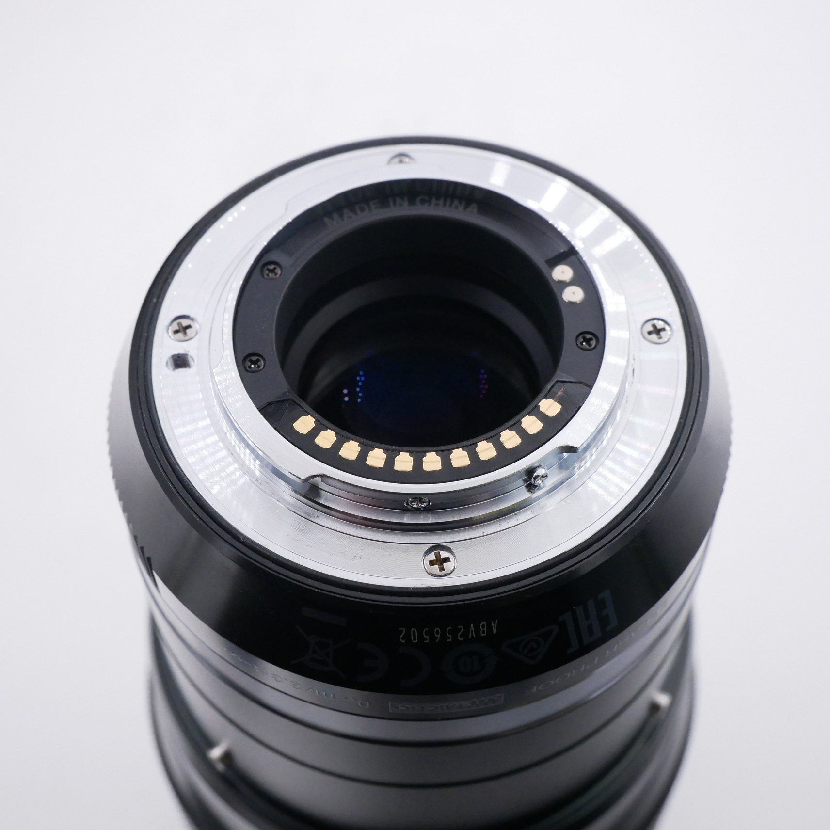 S-H-FCEVE4_3.jpg - Olympus AF 40-150mm F/2.8 Pro Lens - Image 3