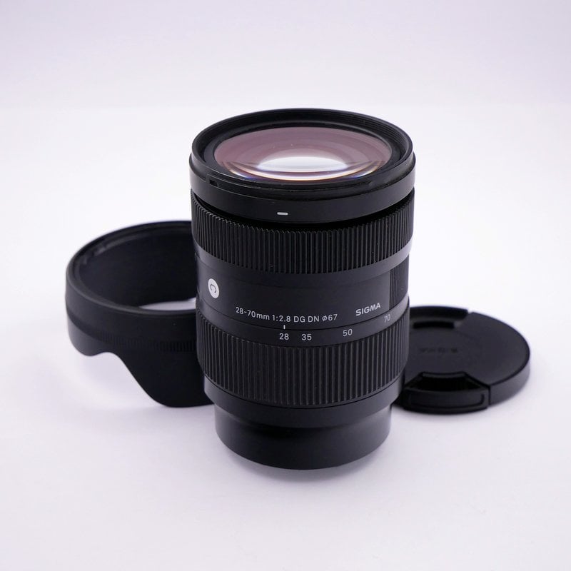 Best image for Sigma 28-70mm f/2.8 DG DN Contemporary Lens for Sony E